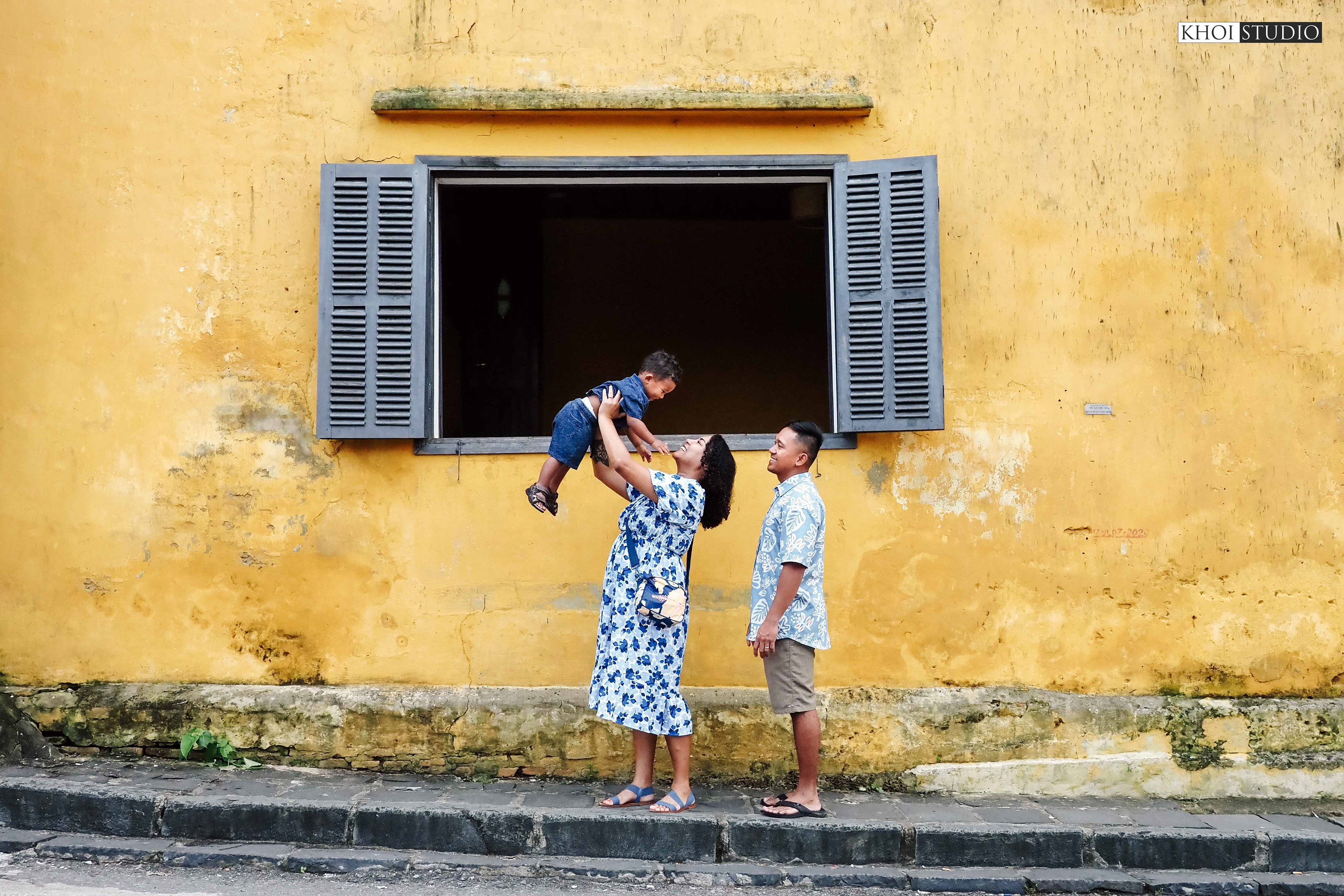 Hoi An Family Photoshoot | Solem's family from USA