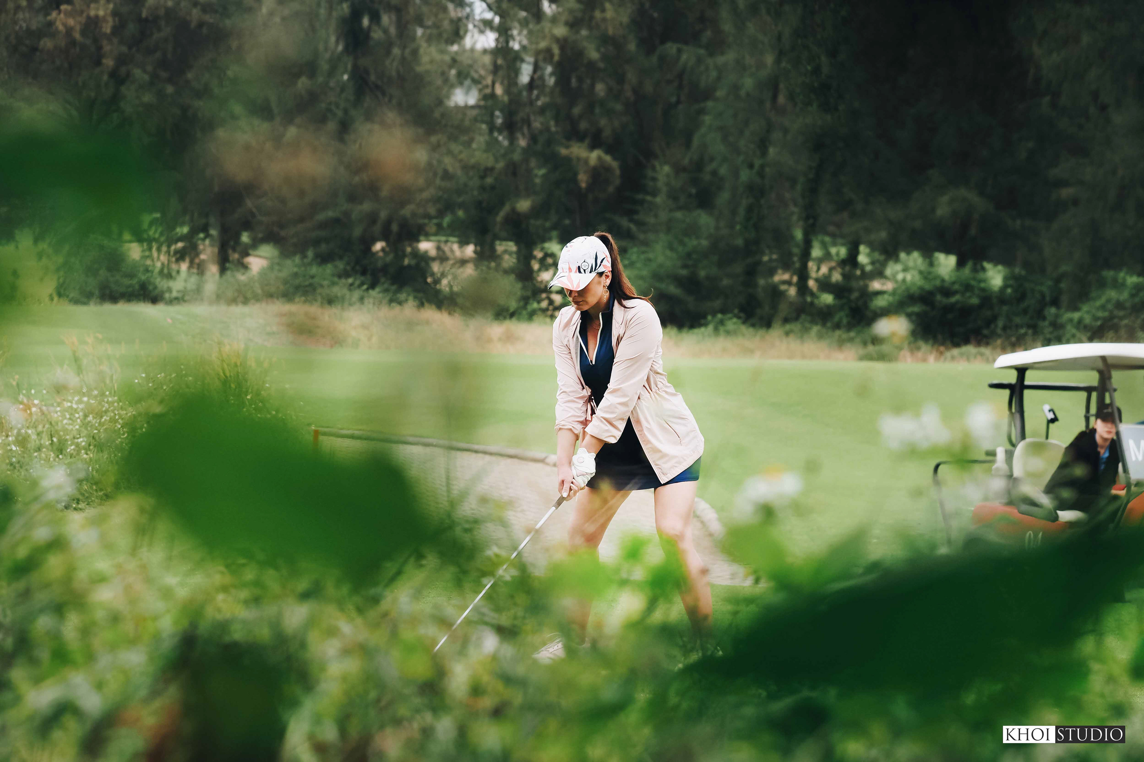 Proposal Photography at a Golf Course in Da Nang