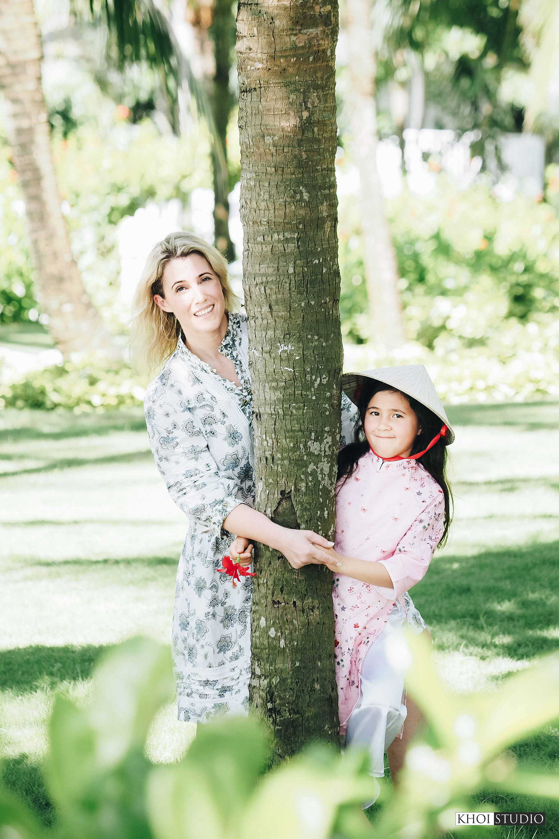 Da Nang Family Photoshoot | Family from Australia