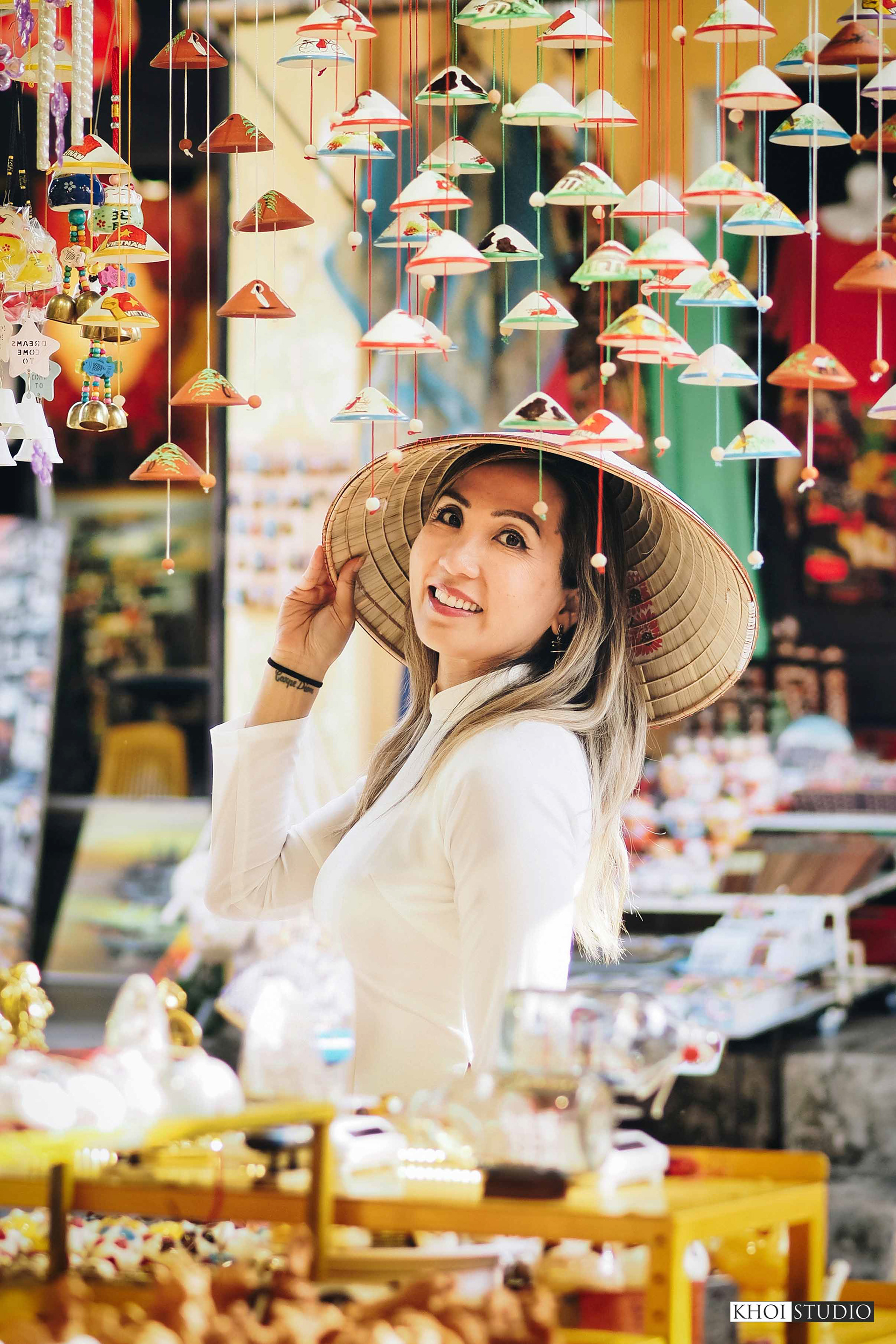 Hoi An Ao Dai Photoshoot | Couple from Australia
