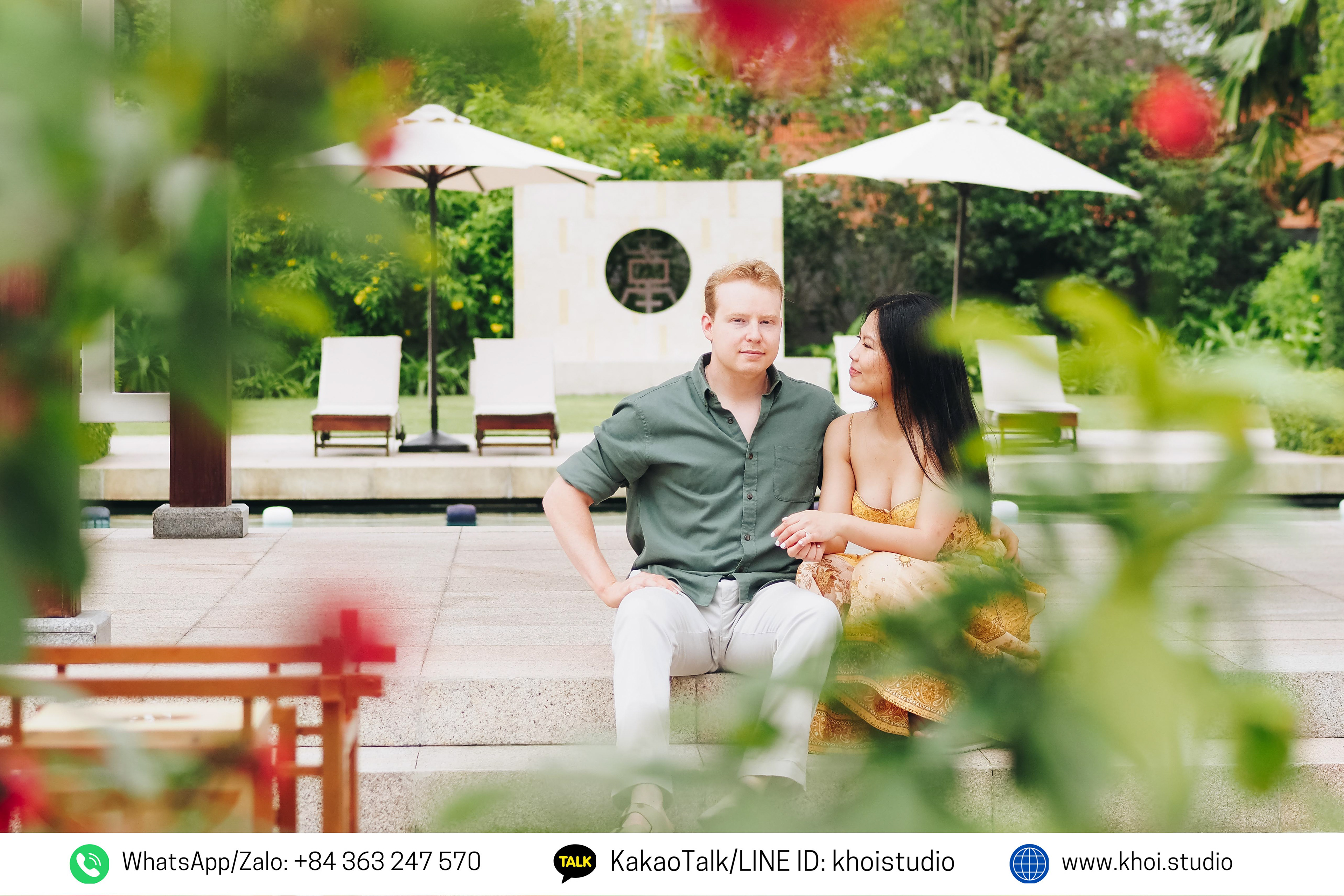 Romantic proposal photo shoot on Da Nang beach