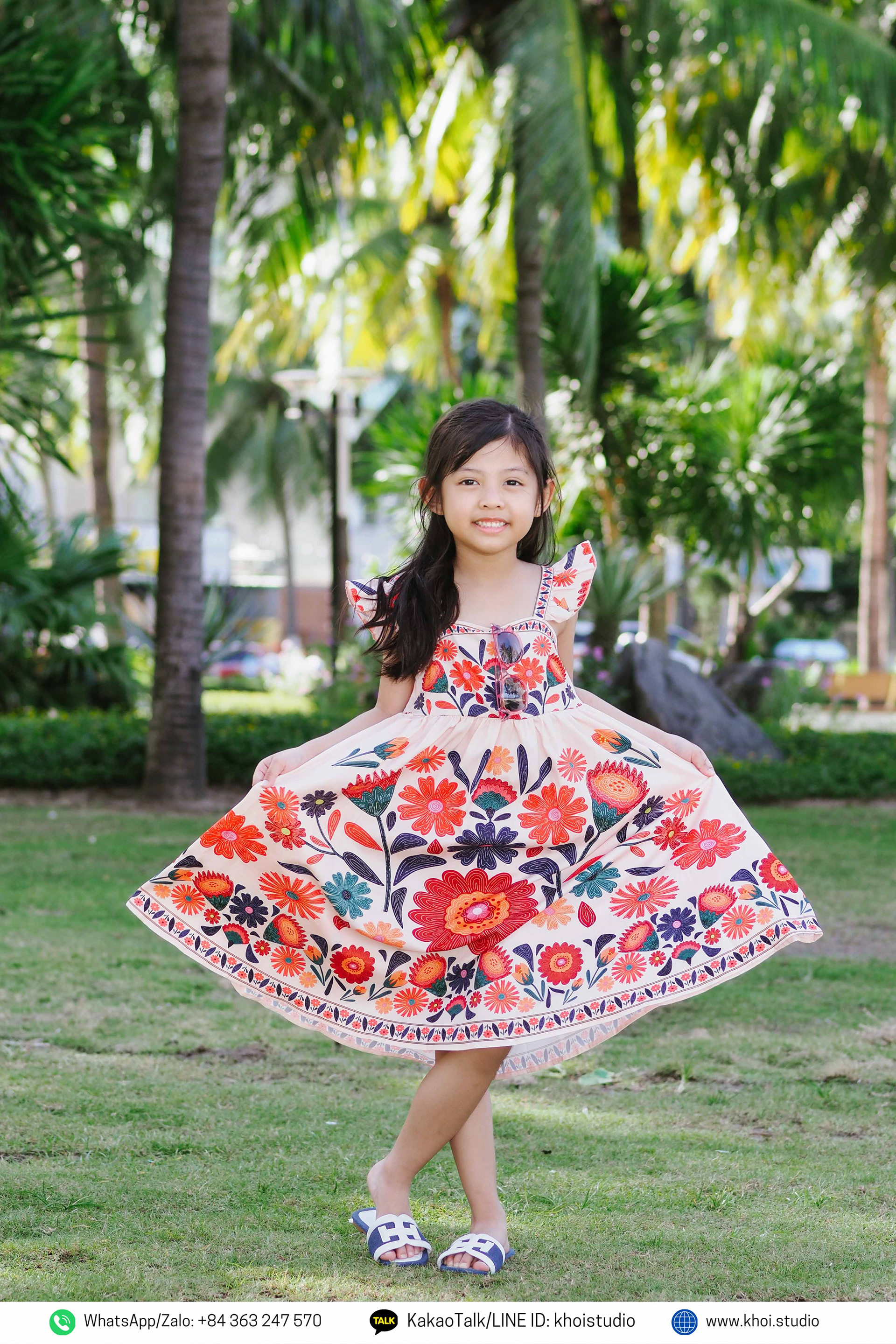 Family vacation photography activities on Da Nang beaches