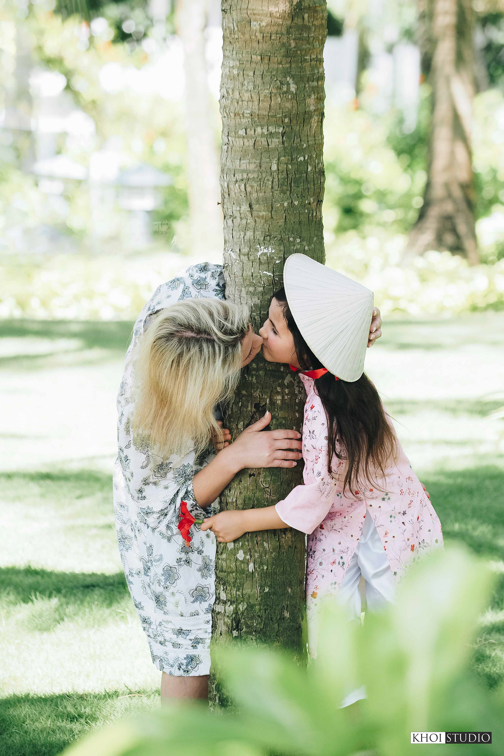 Da Nang Family Photoshoot | Family from Australia