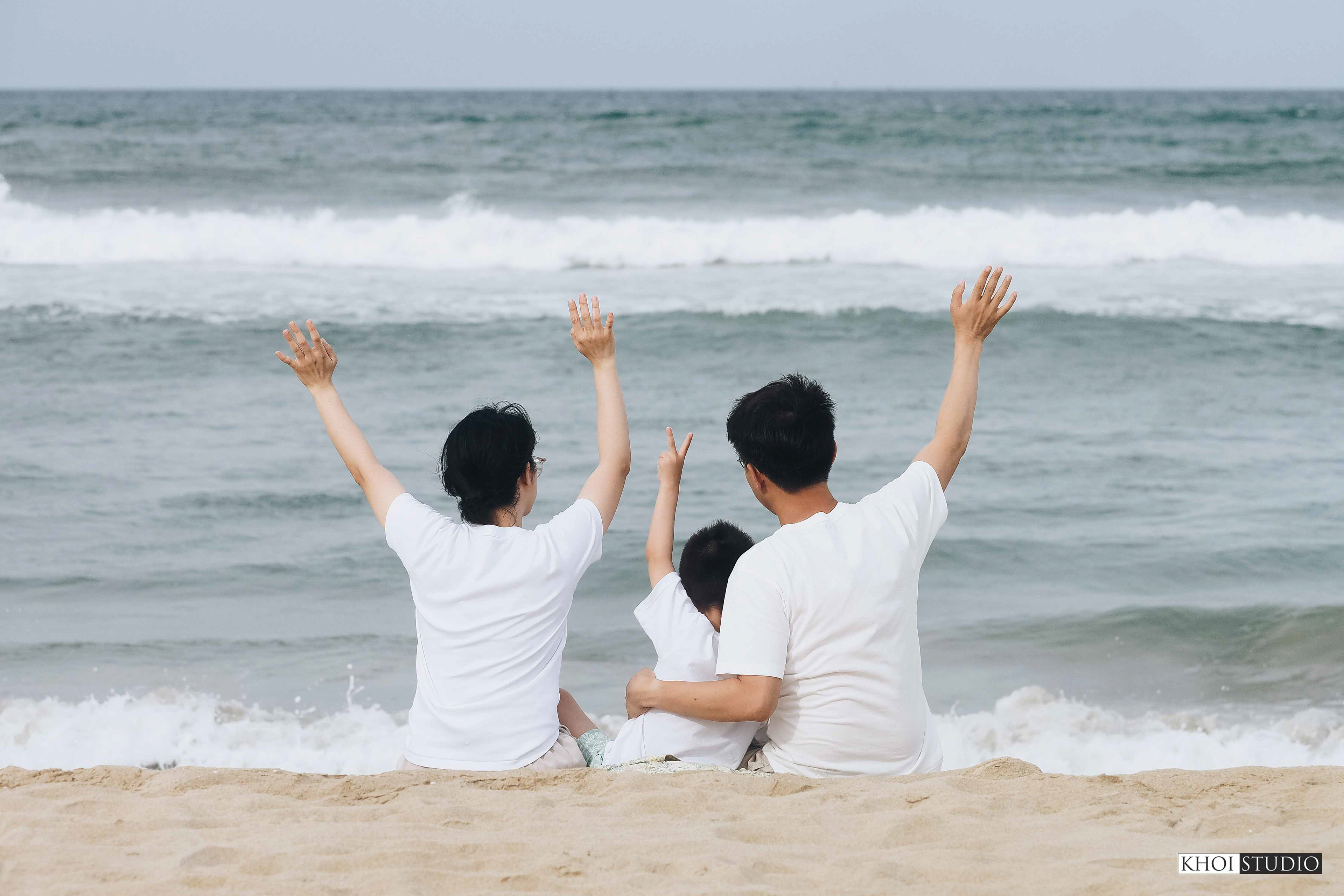 Korean family photo shoot at Danang beach resort - 다낭 해안 리조트에서 한국 가족 사진 촬영