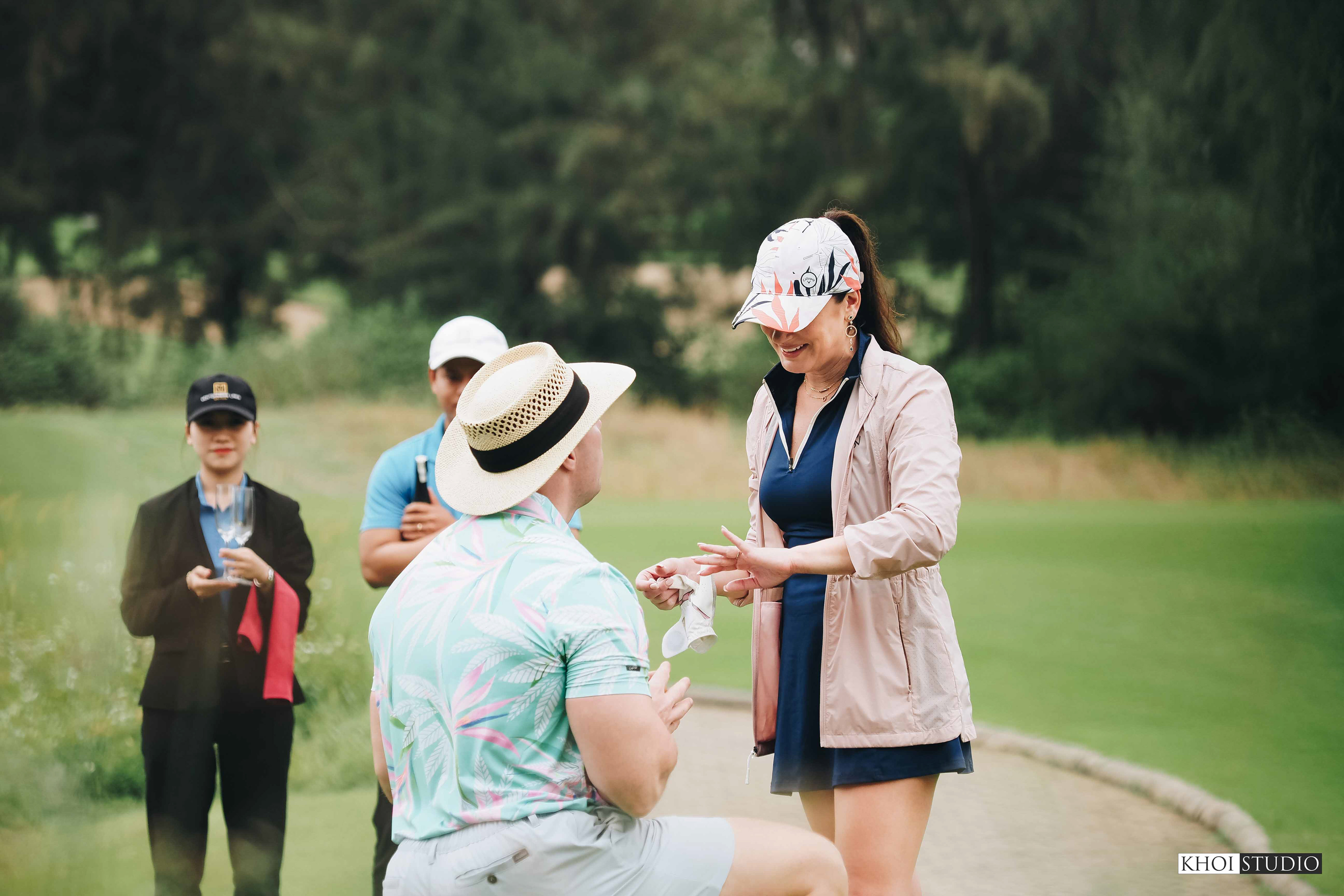 Proposal Photography at a Golf Course in Da Nang