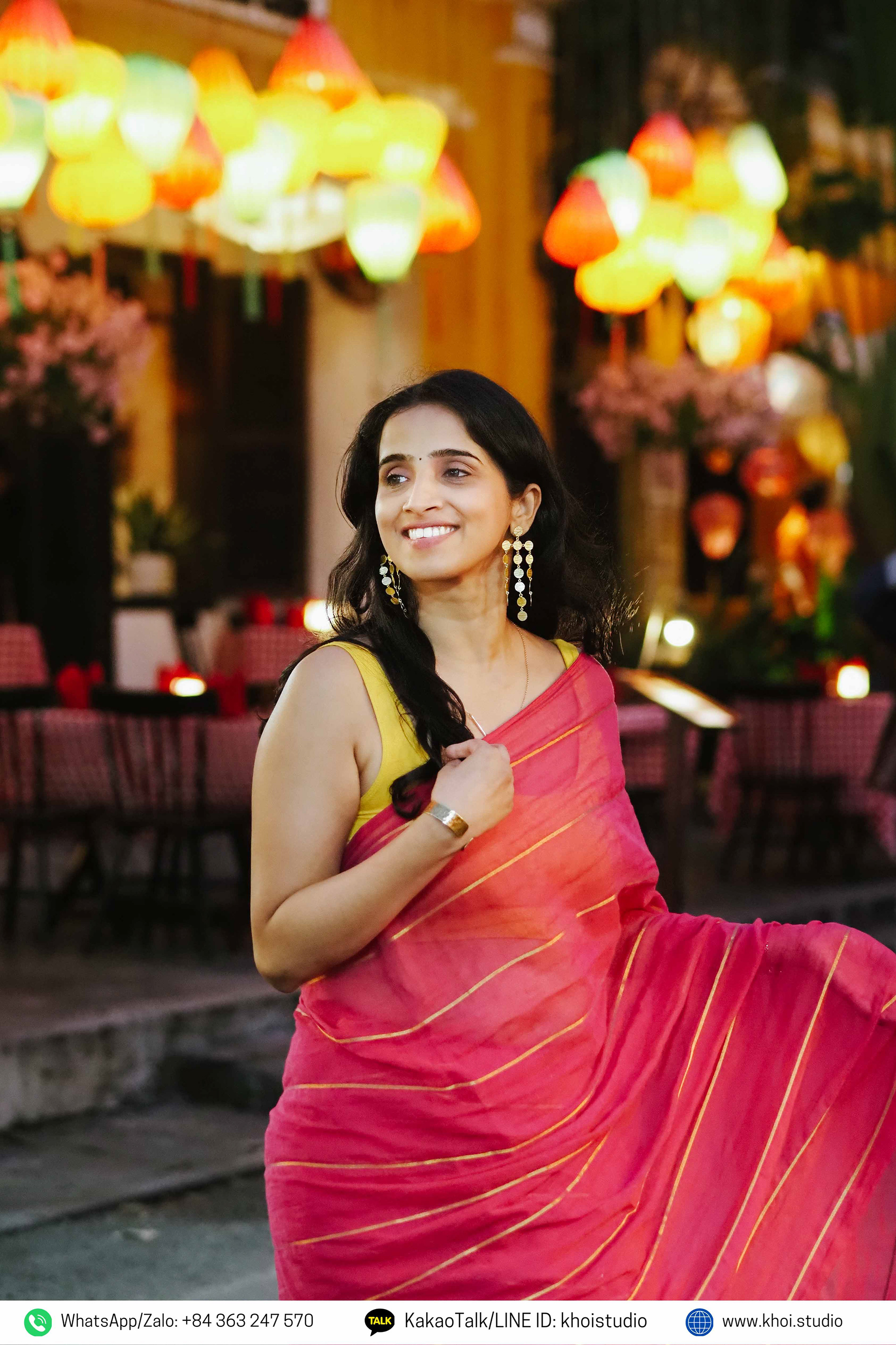 Travel photography service for Indian tourists in Hoi An - Chụp ảnh du lịch khách Ấn Độ tại Hội An