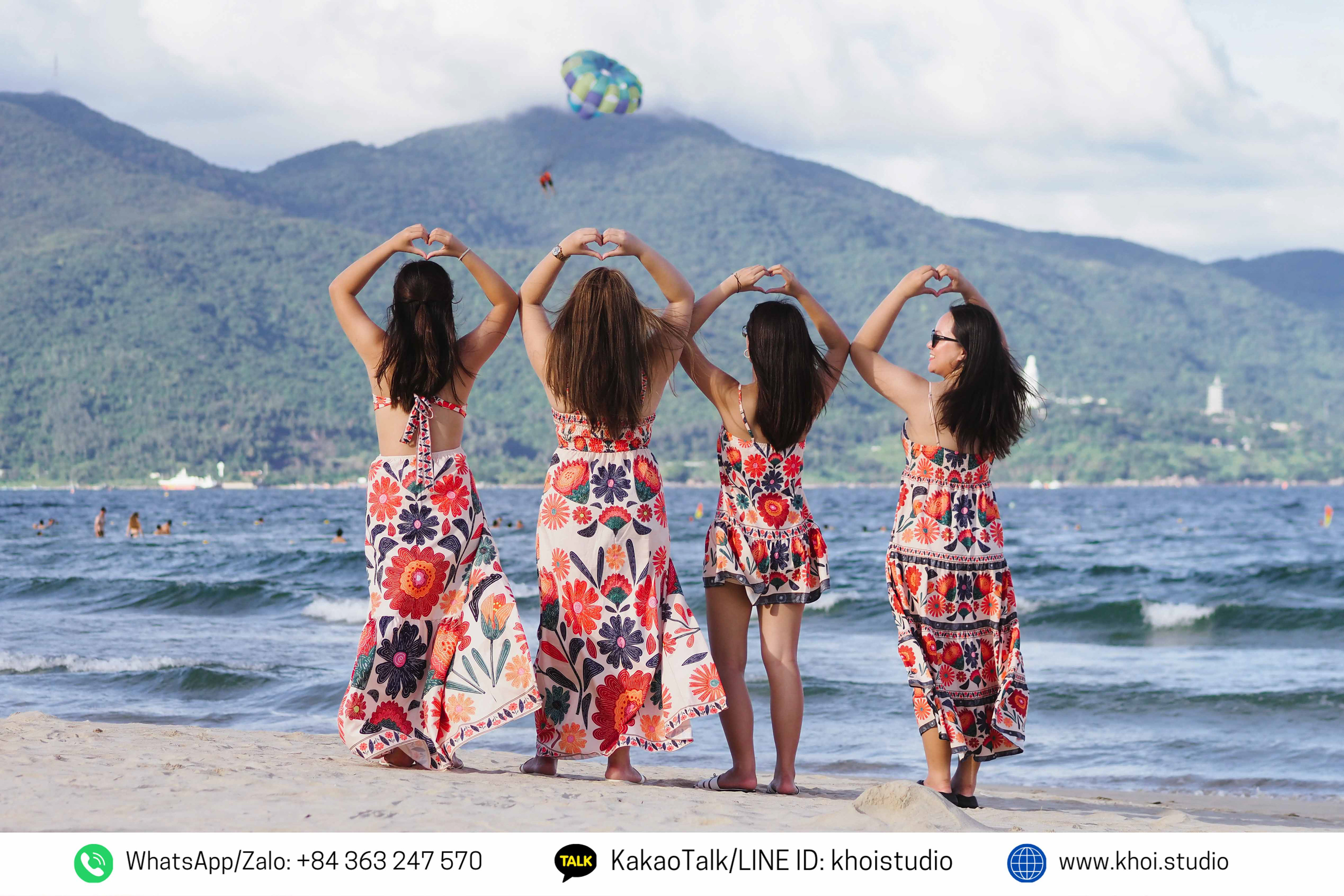 Family vacation photography activities on Da Nang beaches