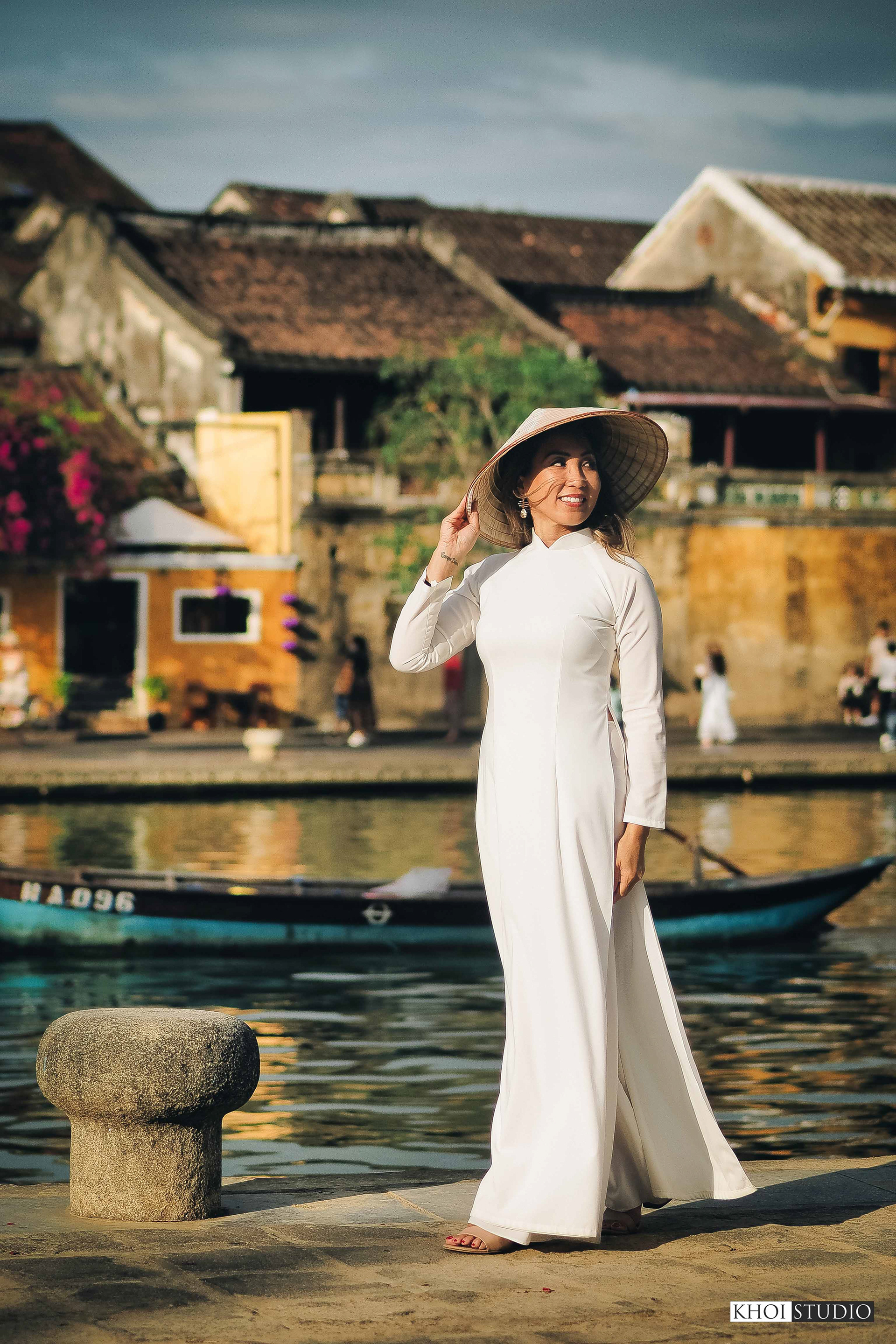 Hoi An Ao Dai Photoshoot | Couple from Australia