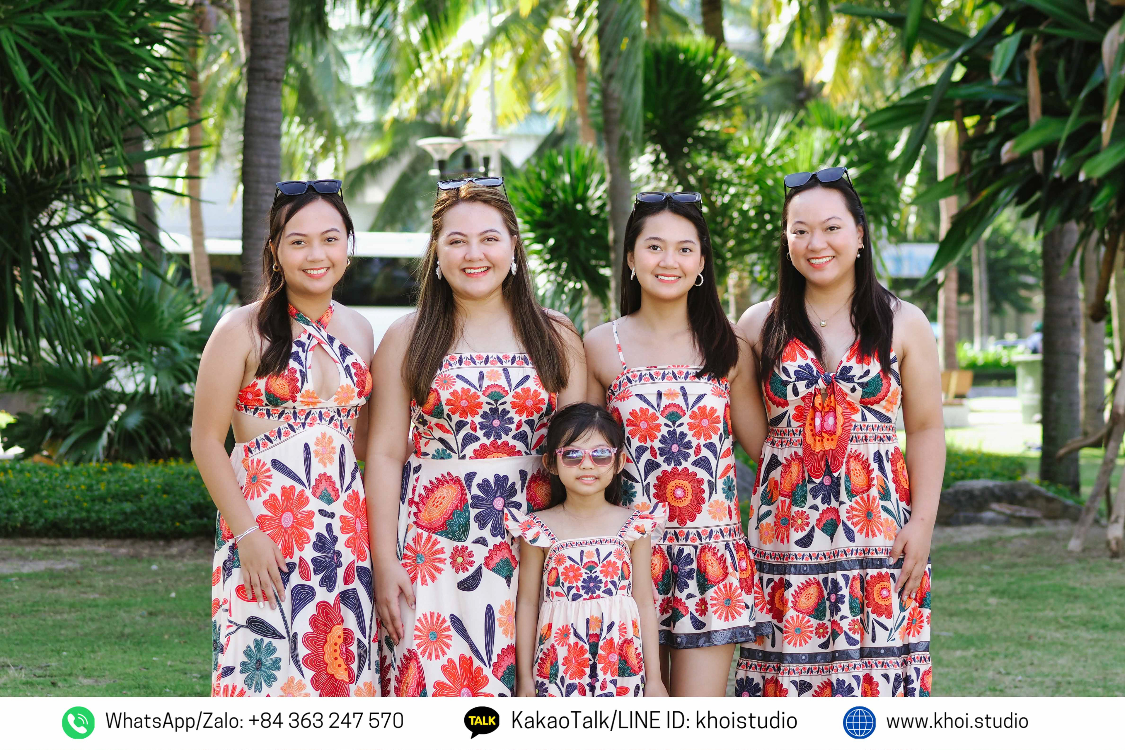 Family vacation photography activities on Da Nang beaches