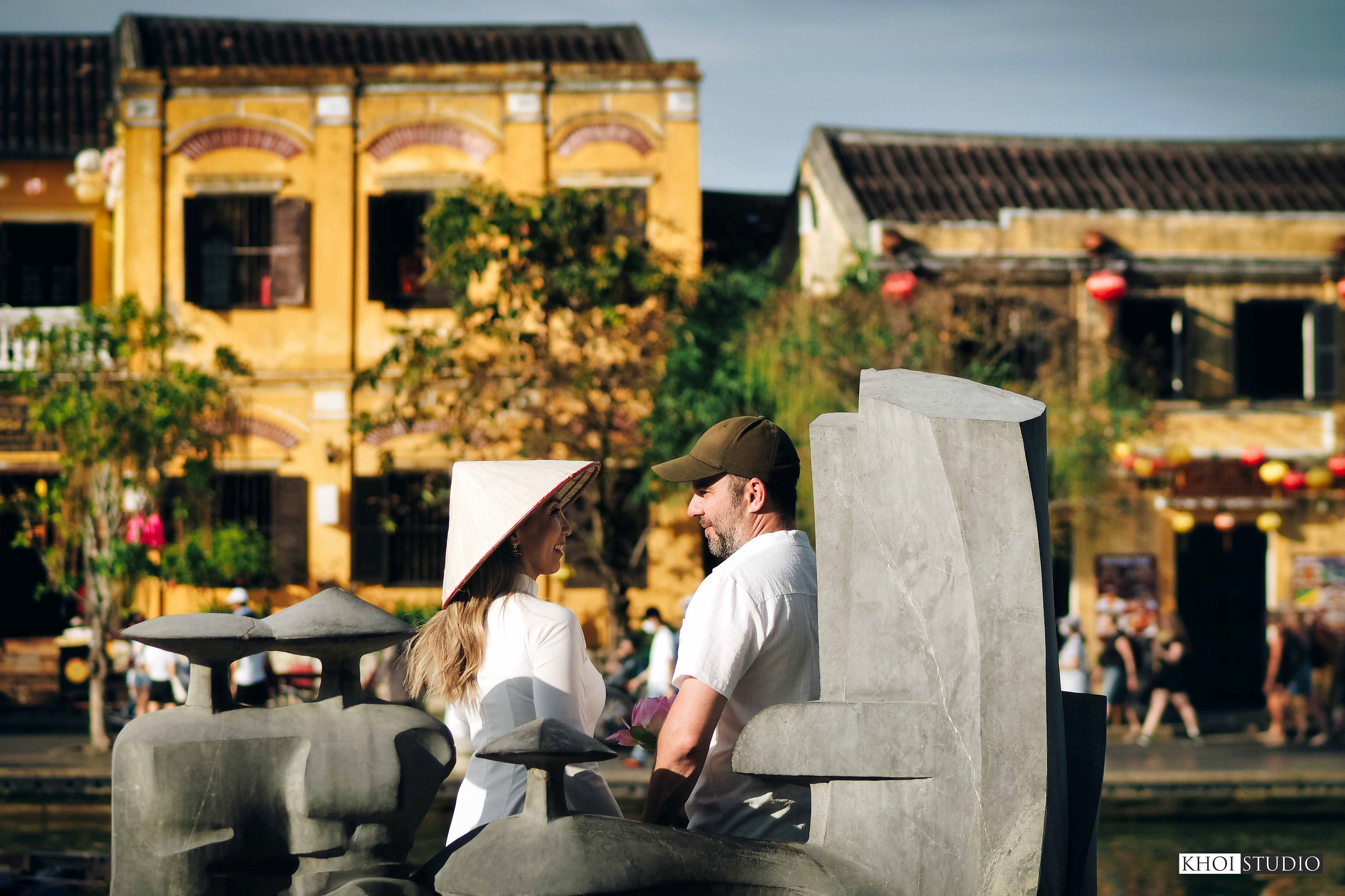Hoi An Ao Dai Photoshoot | Couple from Australia