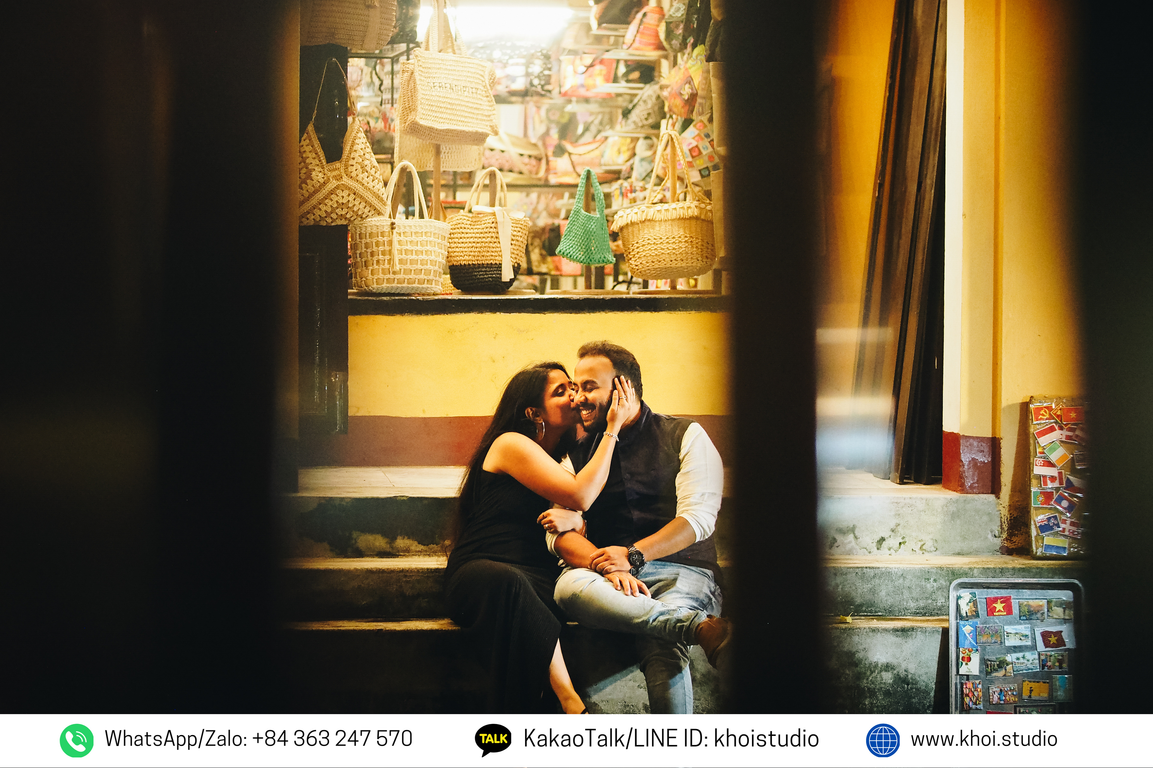 Travel photography service for Indian tourists in Hoi An - Chụp ảnh du lịch khách Ấn Độ tại Hội An