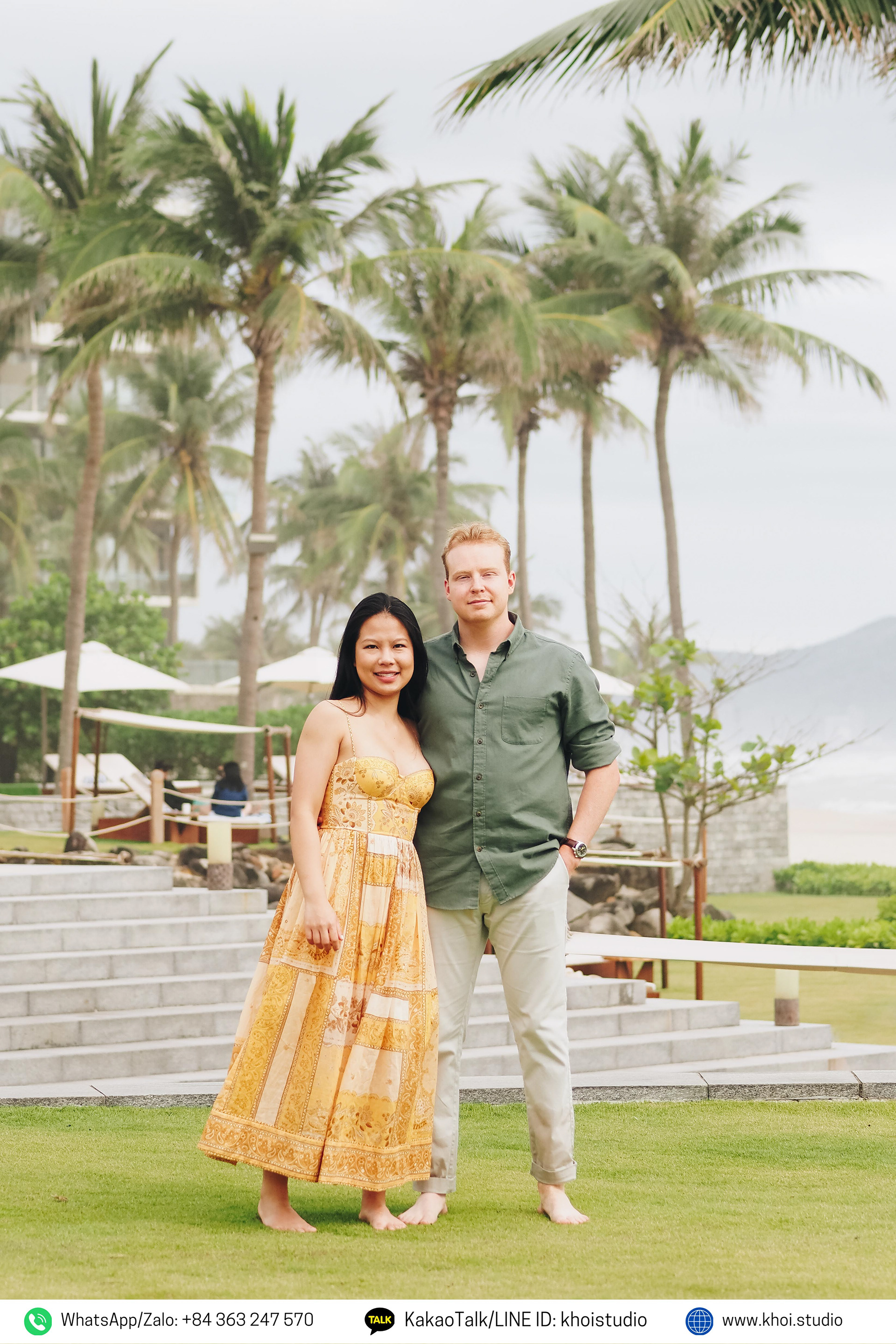 Romantic proposal photo shoot on Da Nang beach