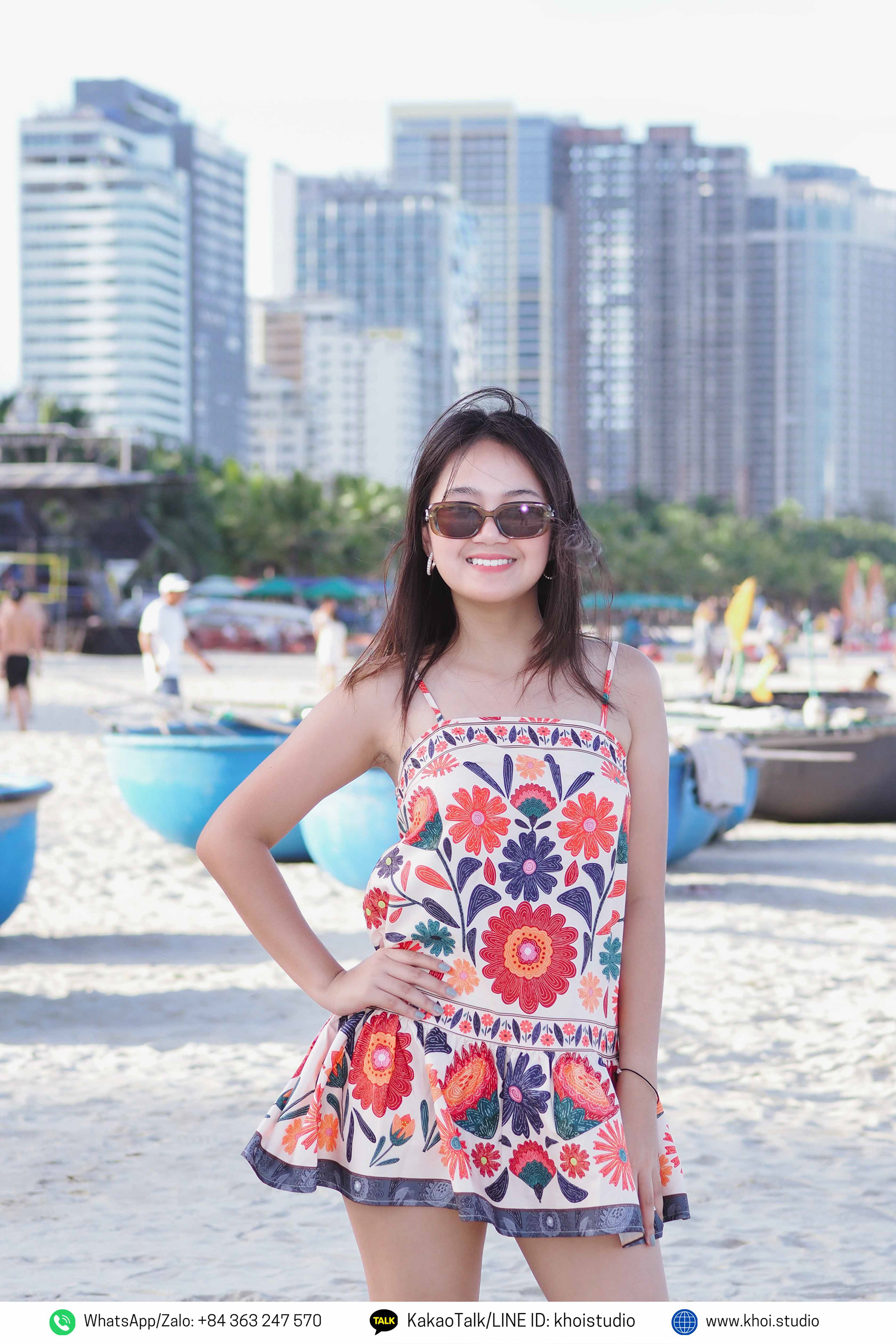 Family vacation photography activities on Da Nang beaches