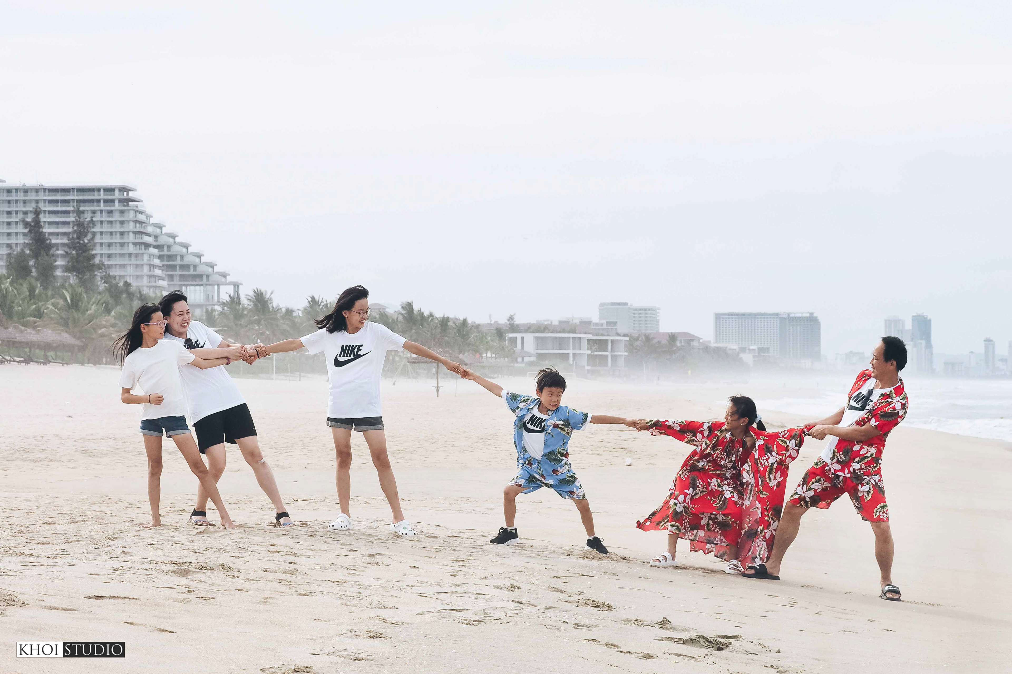 Korean family photo shoot at Danang beach resort - 다낭 해안 리조트에서 한국 가족 사진 촬영