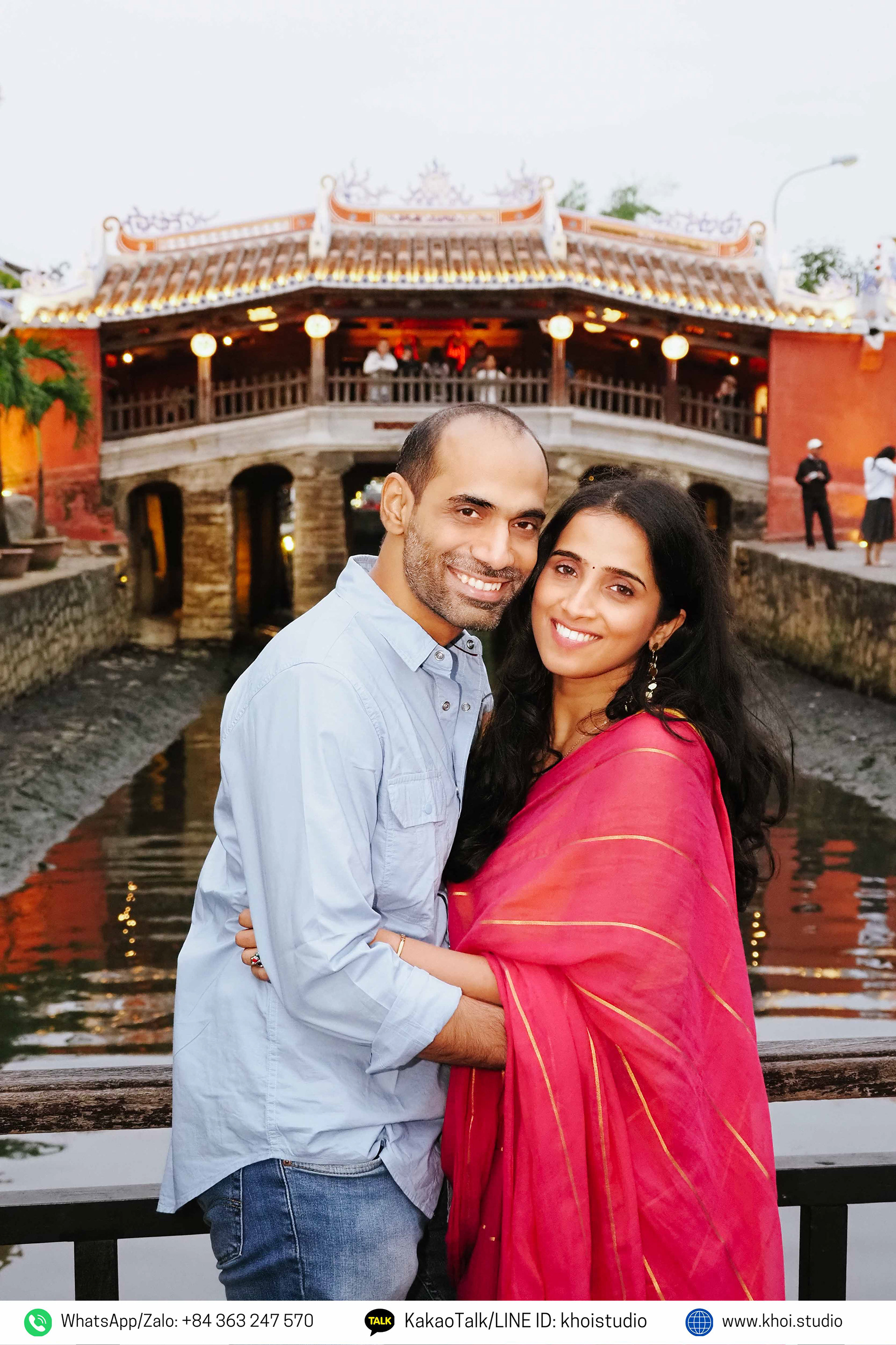 Travel photography service for Indian tourists in Hoi An - Chụp ảnh du lịch khách Ấn Độ tại Hội An