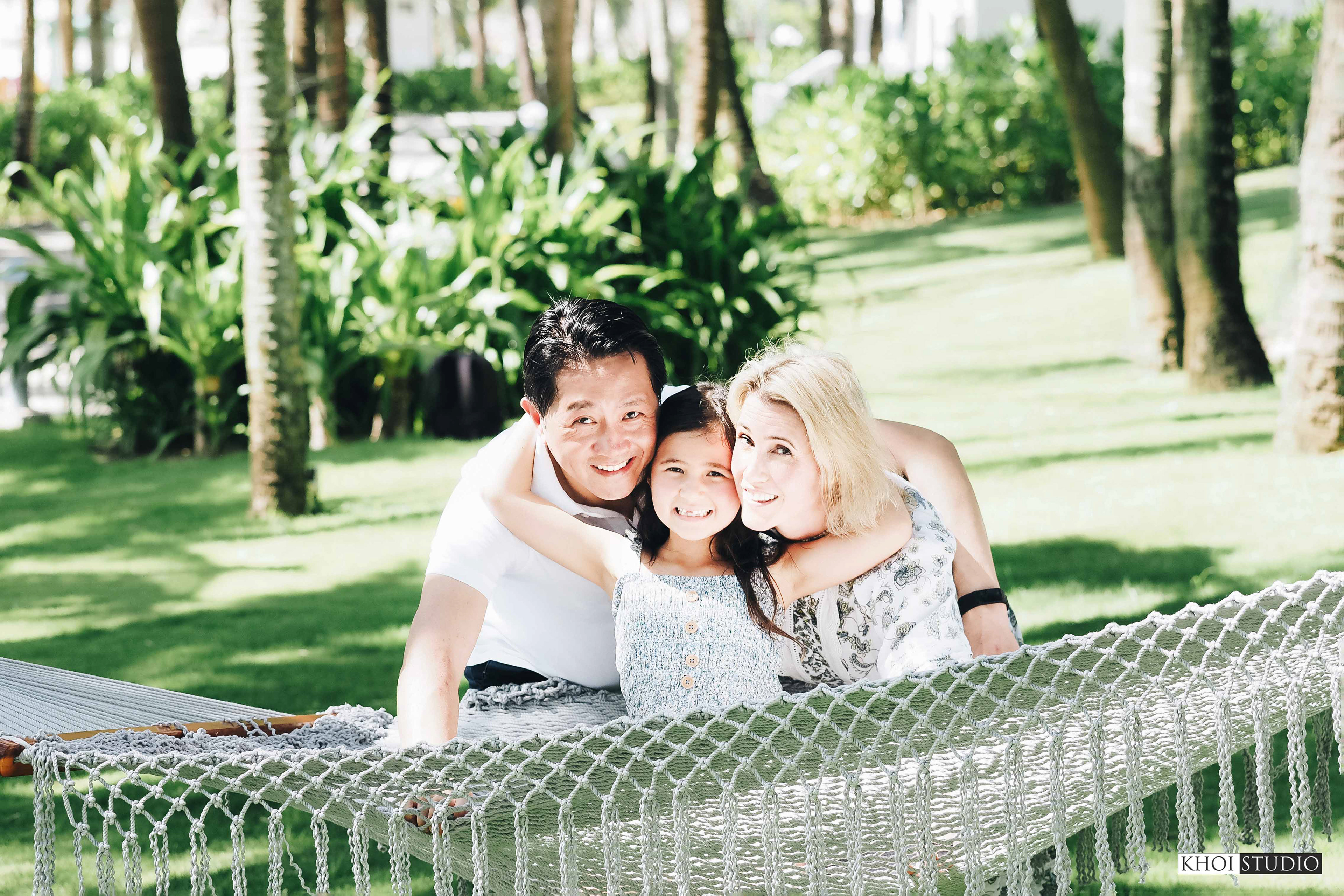 Da Nang Family Photoshoot | Family from Australia