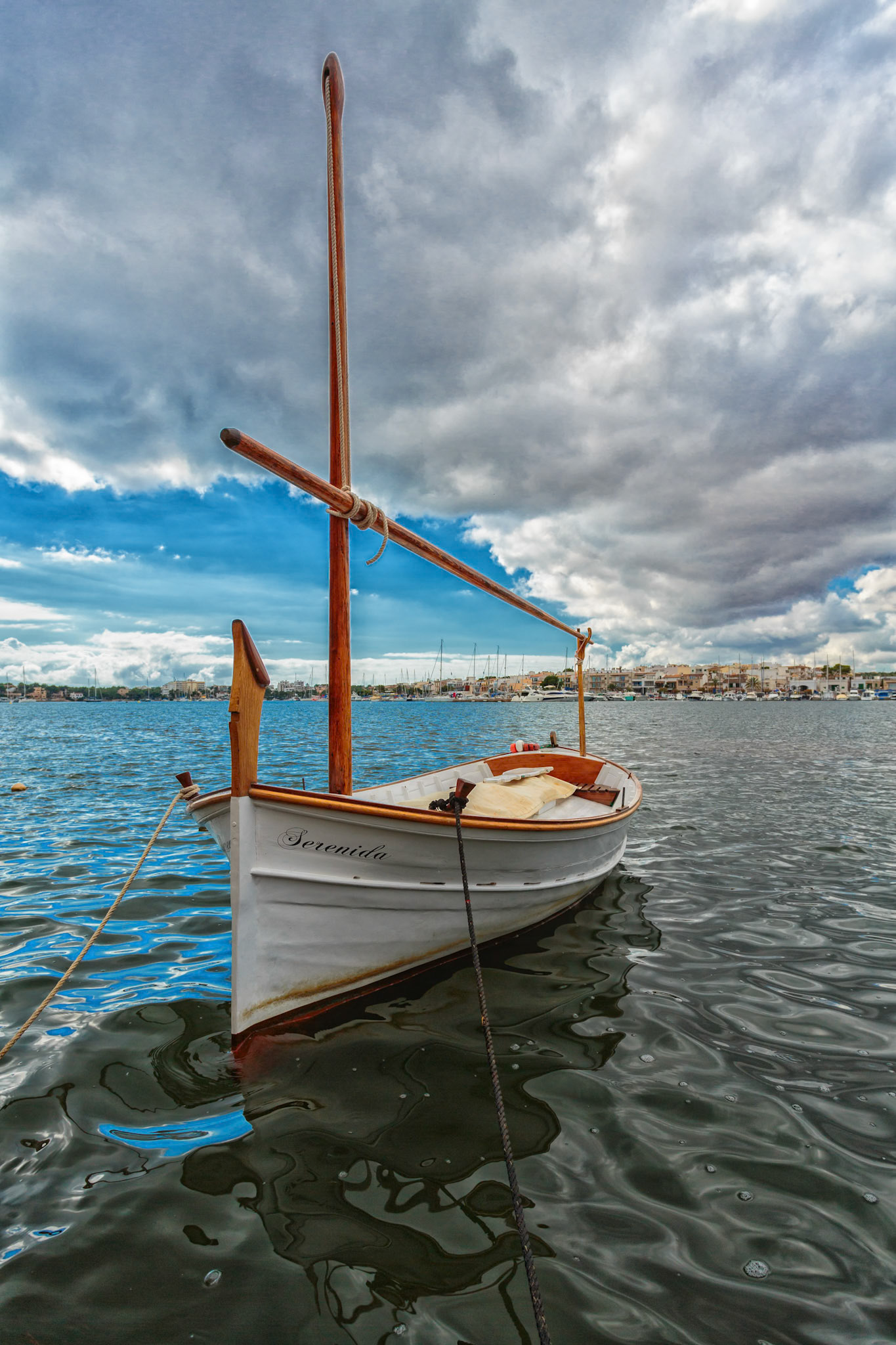 LLaut ( Fischerboot ) bei Porto Colom ( manipuliert )