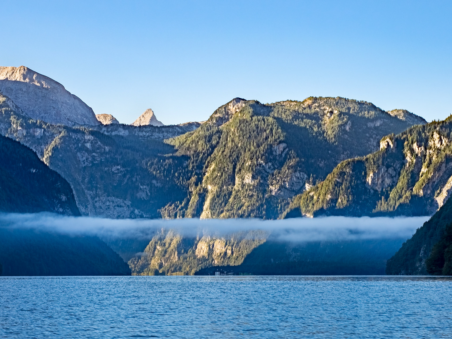 Königssee im Morgennebel