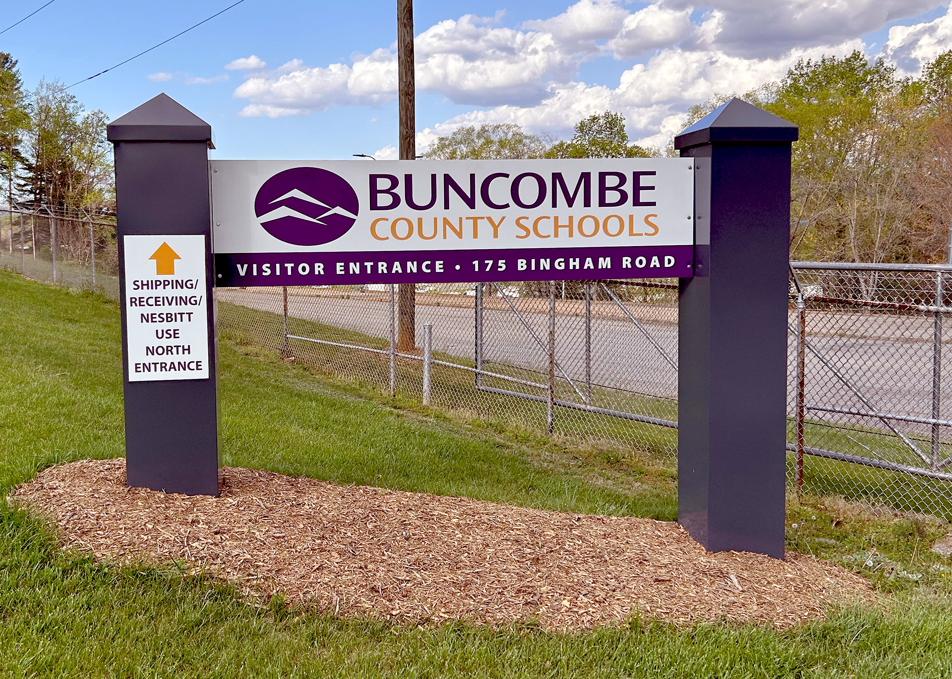 Campus ID monument (retrofit), Installed