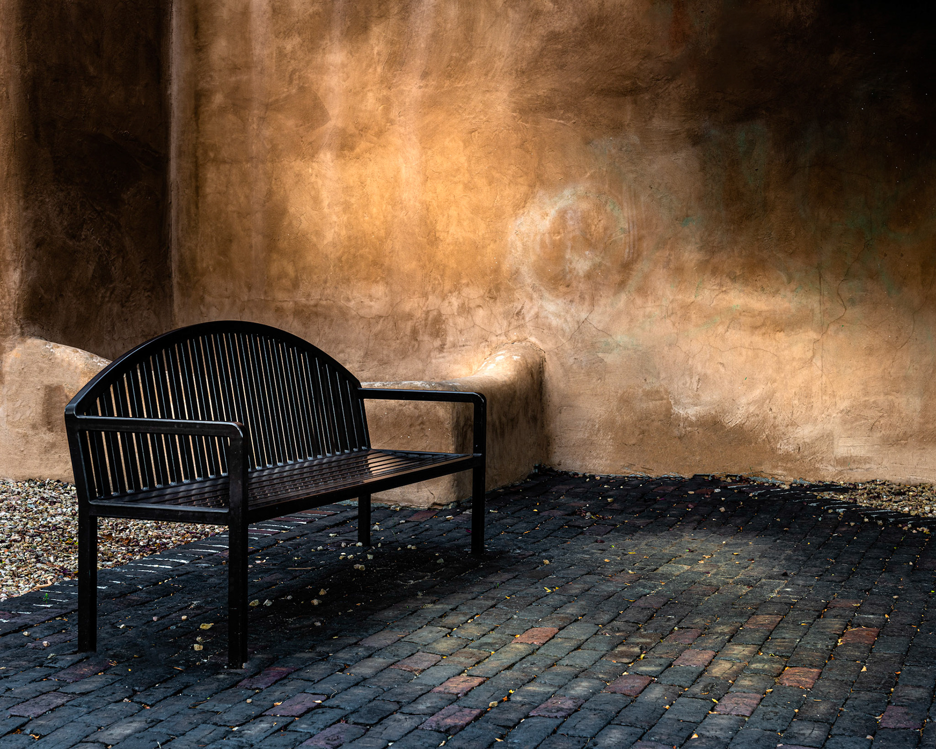 Santa Fe Bench in Courtyard