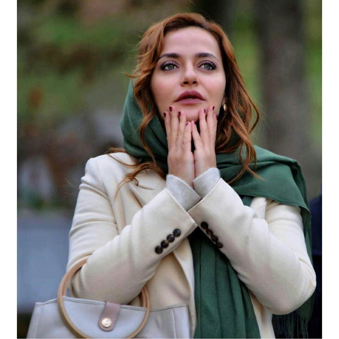 Didem Balçın w/ Hooop the Bags @ TV Show Yalaza