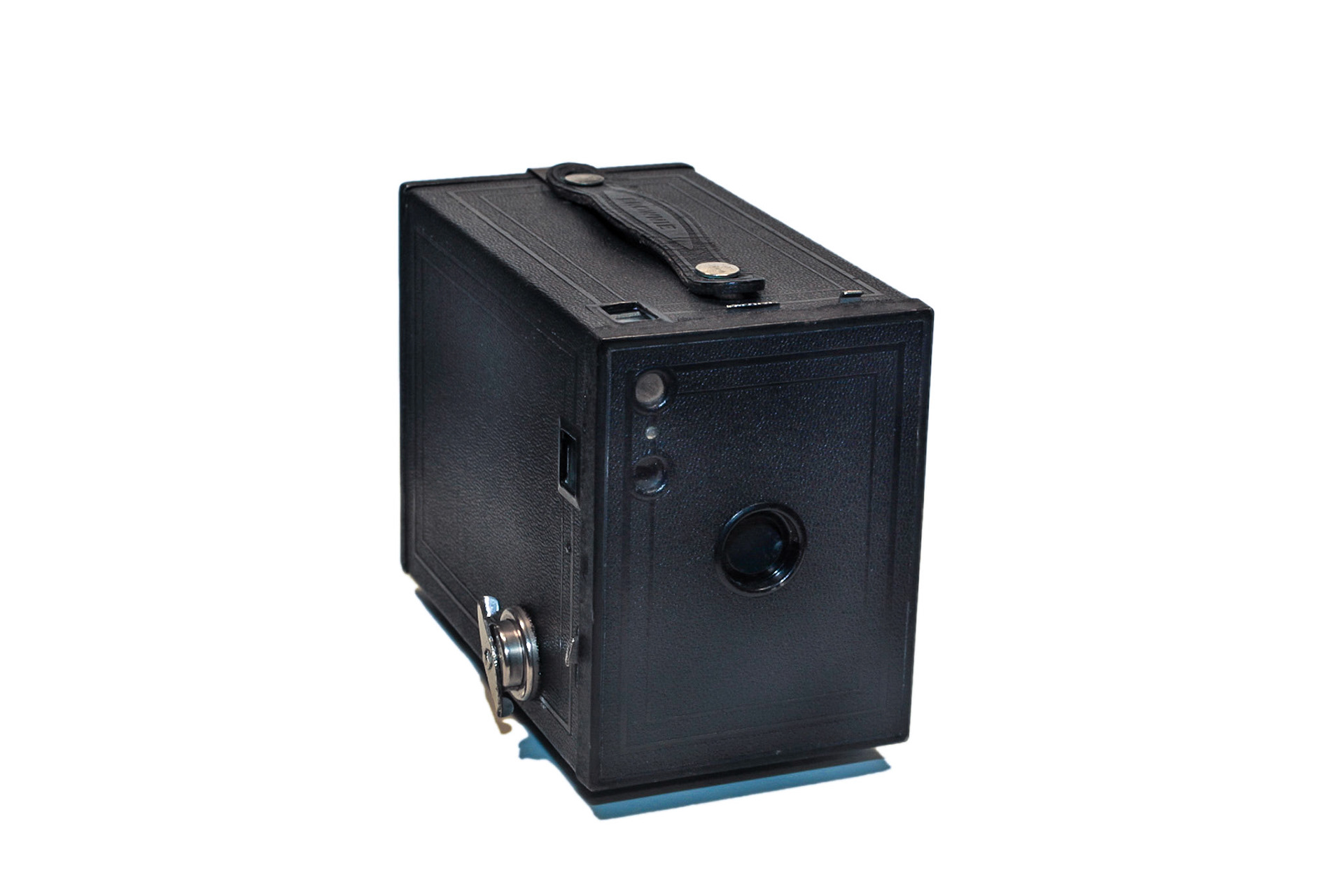 Manufacturer: Kodak
Model: No. 2 Brownie Camera, Model C
Years: 1901 - 1933
Price: US $1.00
Quantity: 2,500,000+