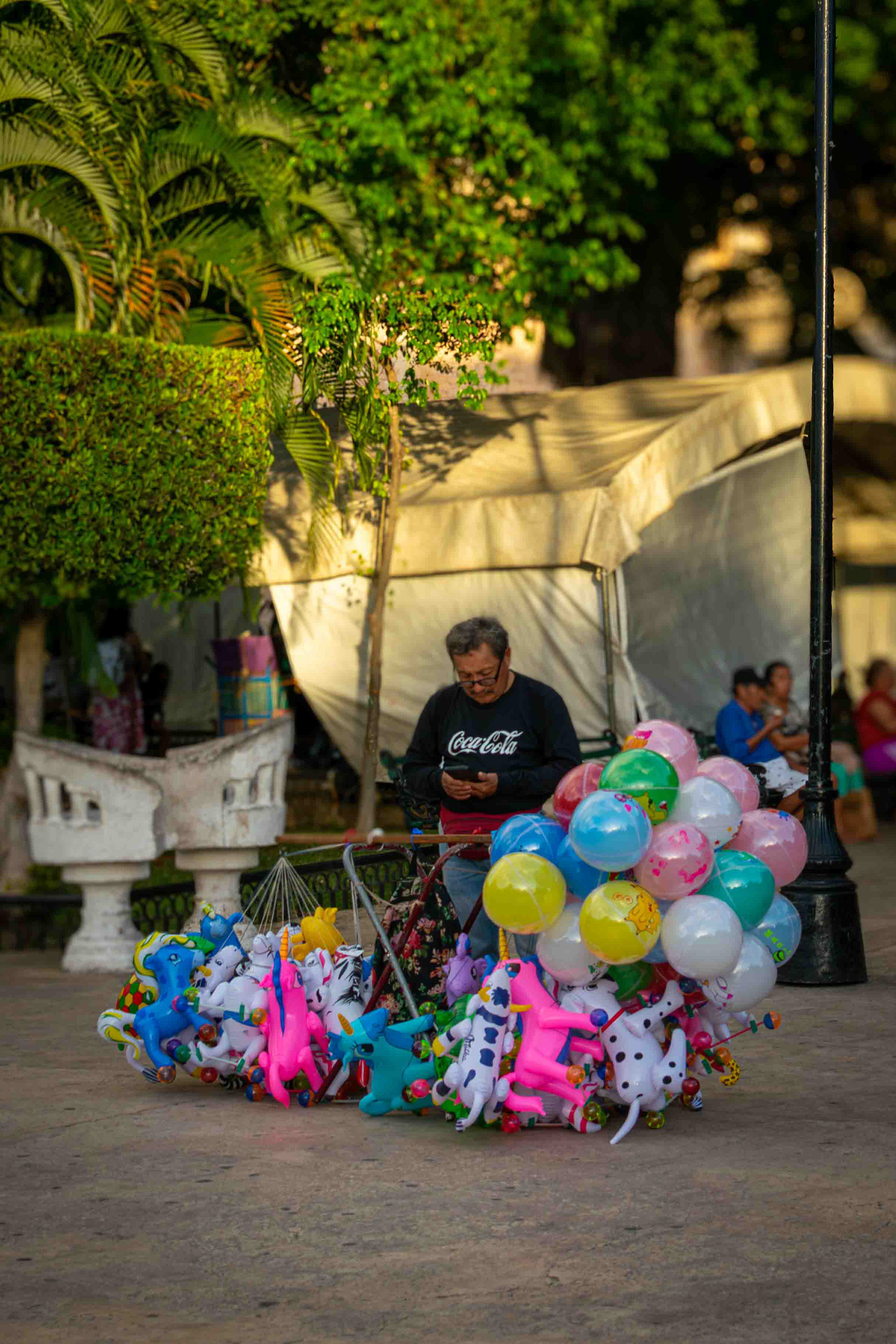 Baloon vendor in Mérida