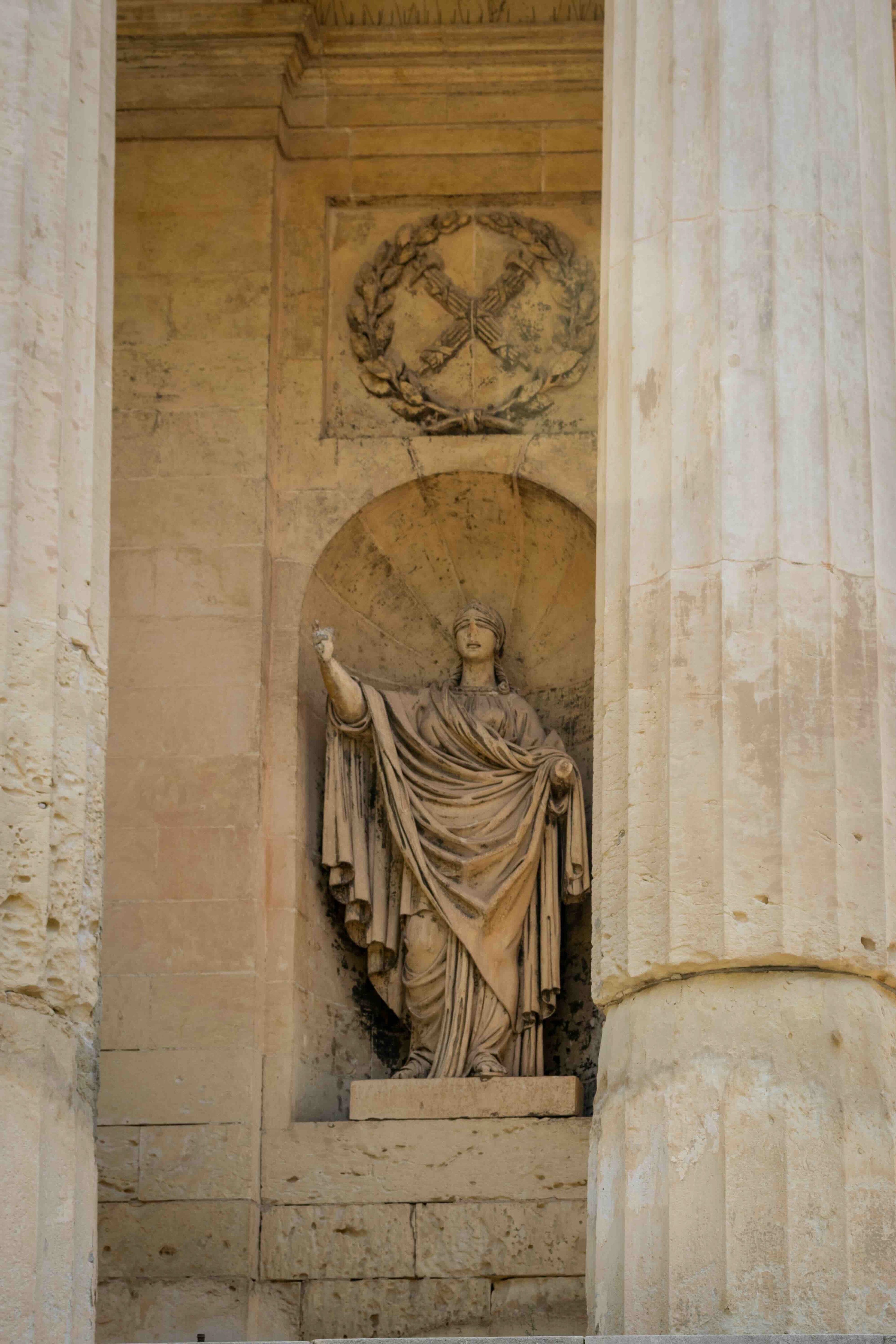 Vincenzo Dimech sculpture, Lower Barakka Gardens