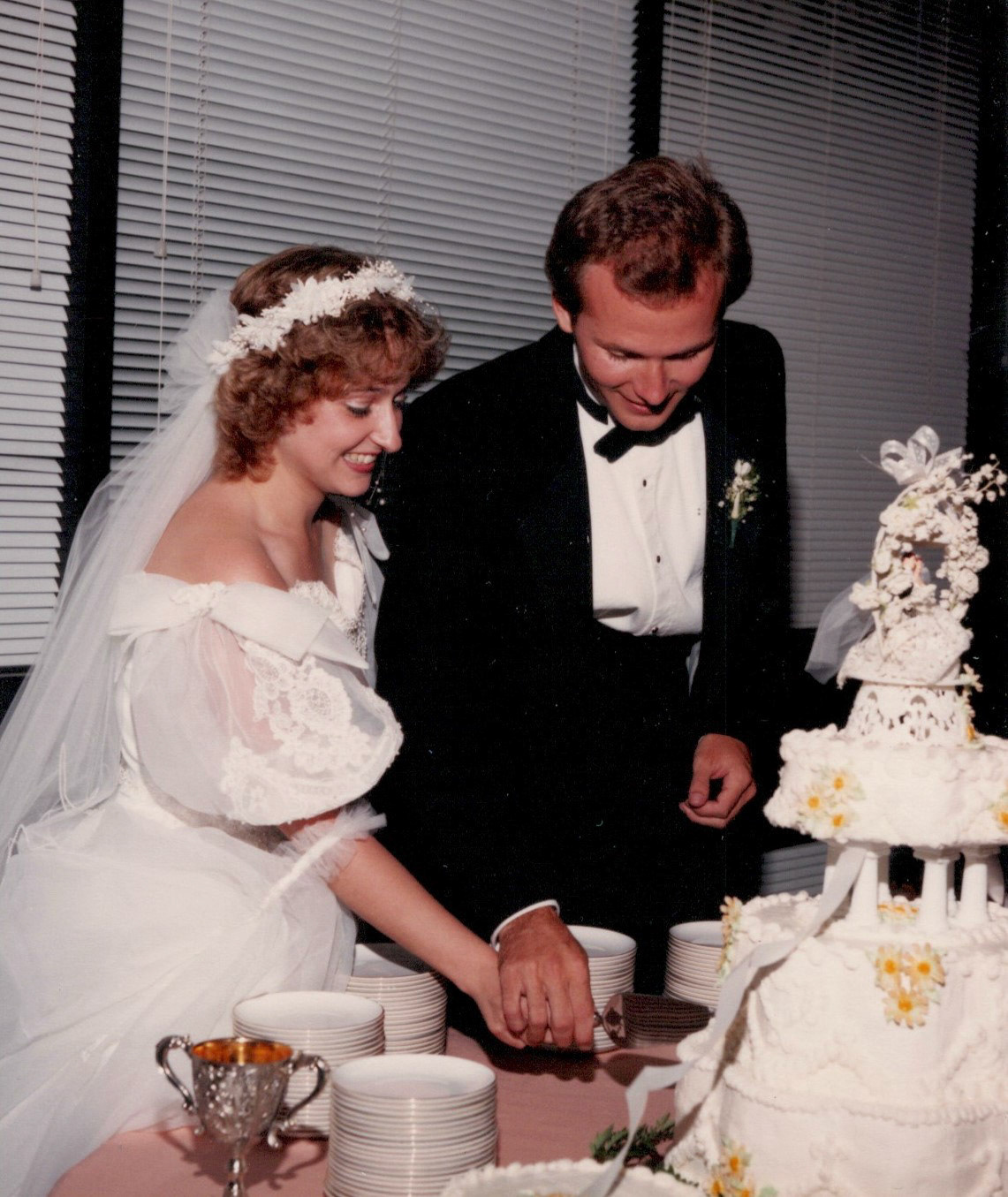 candid wedding photography