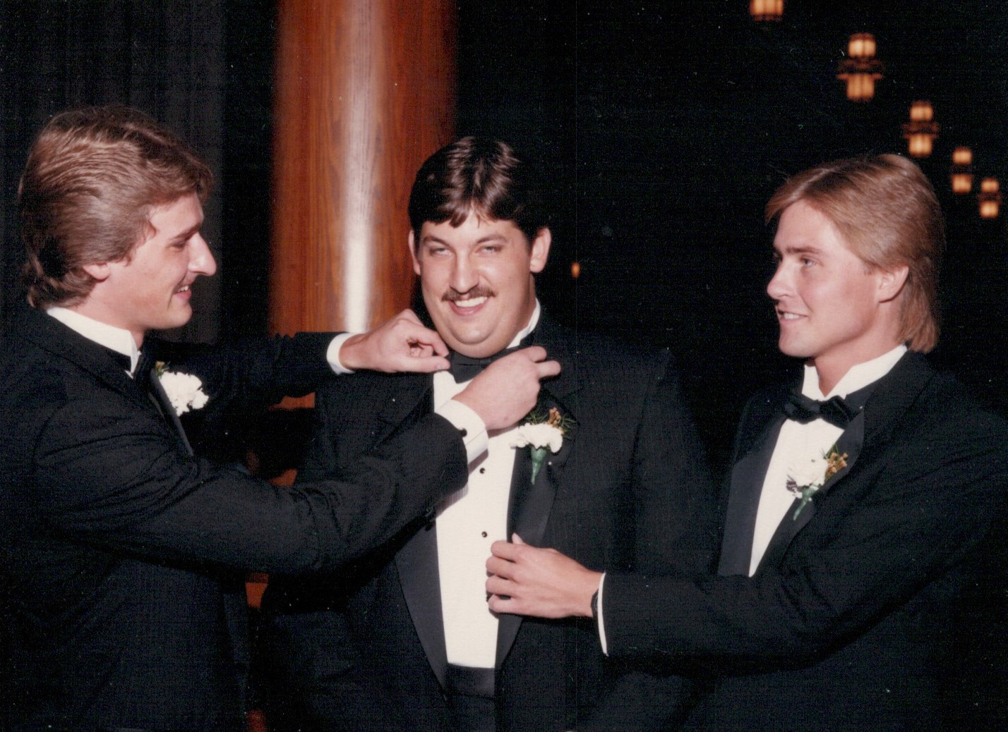 candid wedding photography