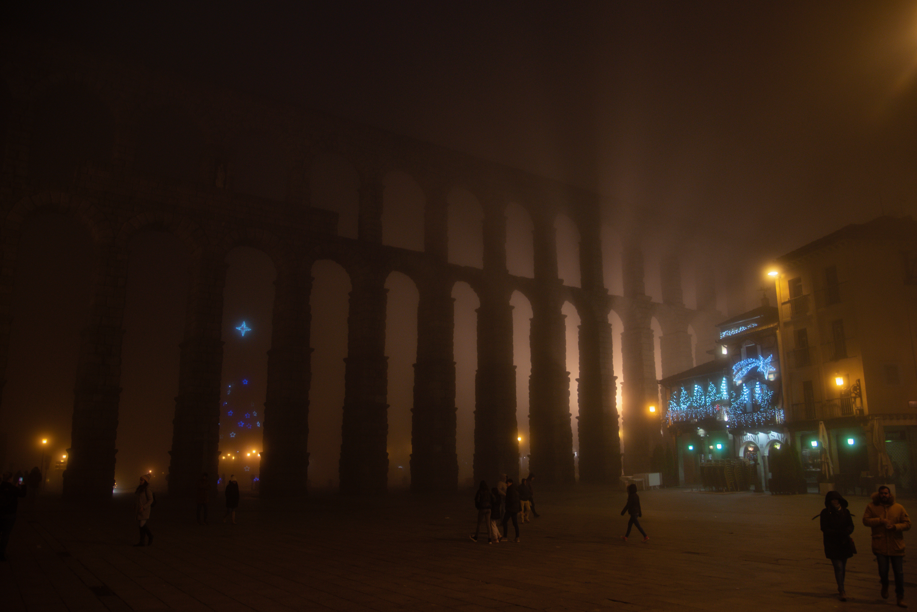 Misty Aqueduct, Día de Reyes, 2023