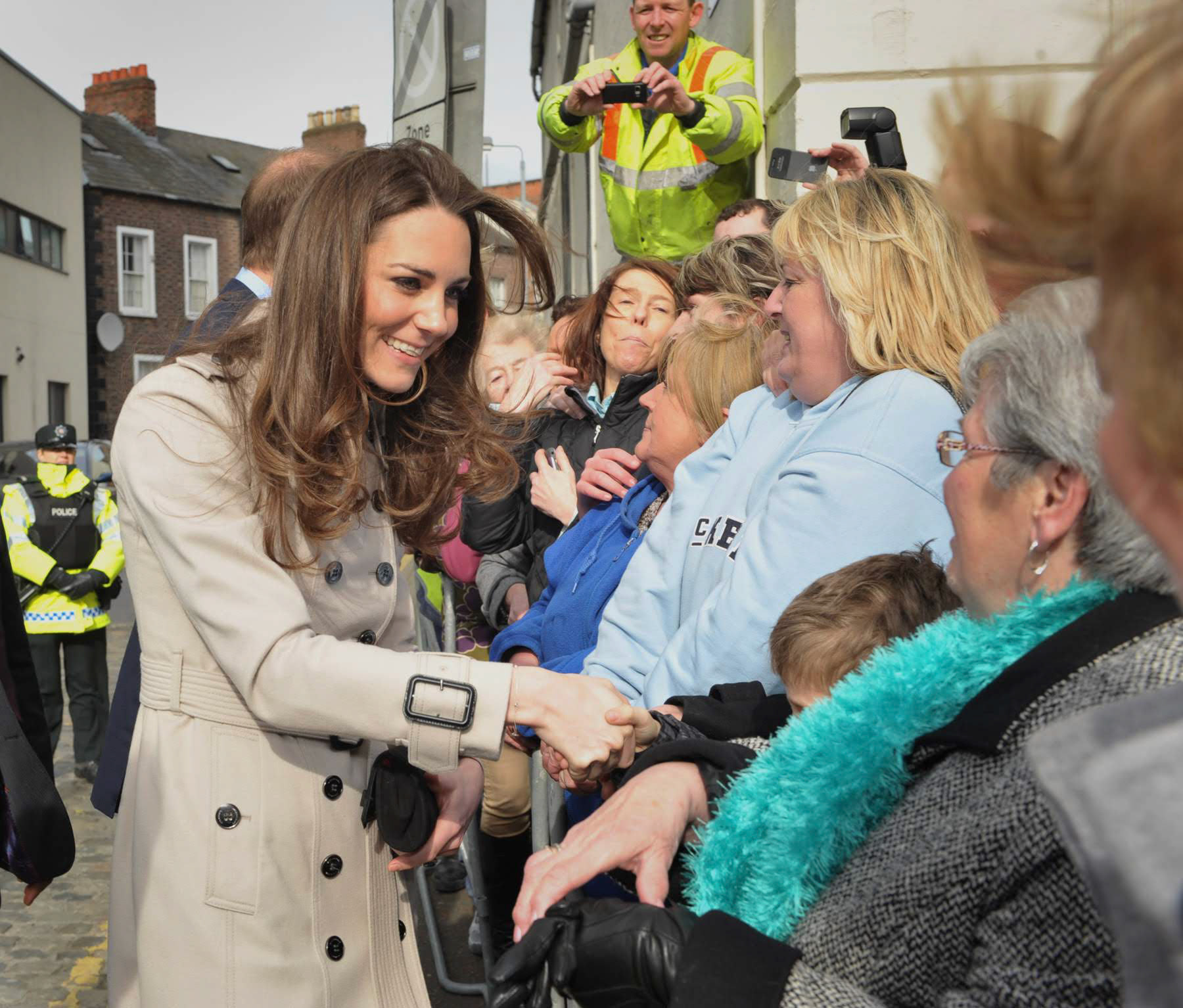 Catherine Middleton meets members of the public as she leaves Youth Action in Belfast today following her visit with Prince William.Photo by Aaron McCracken/Harrisons