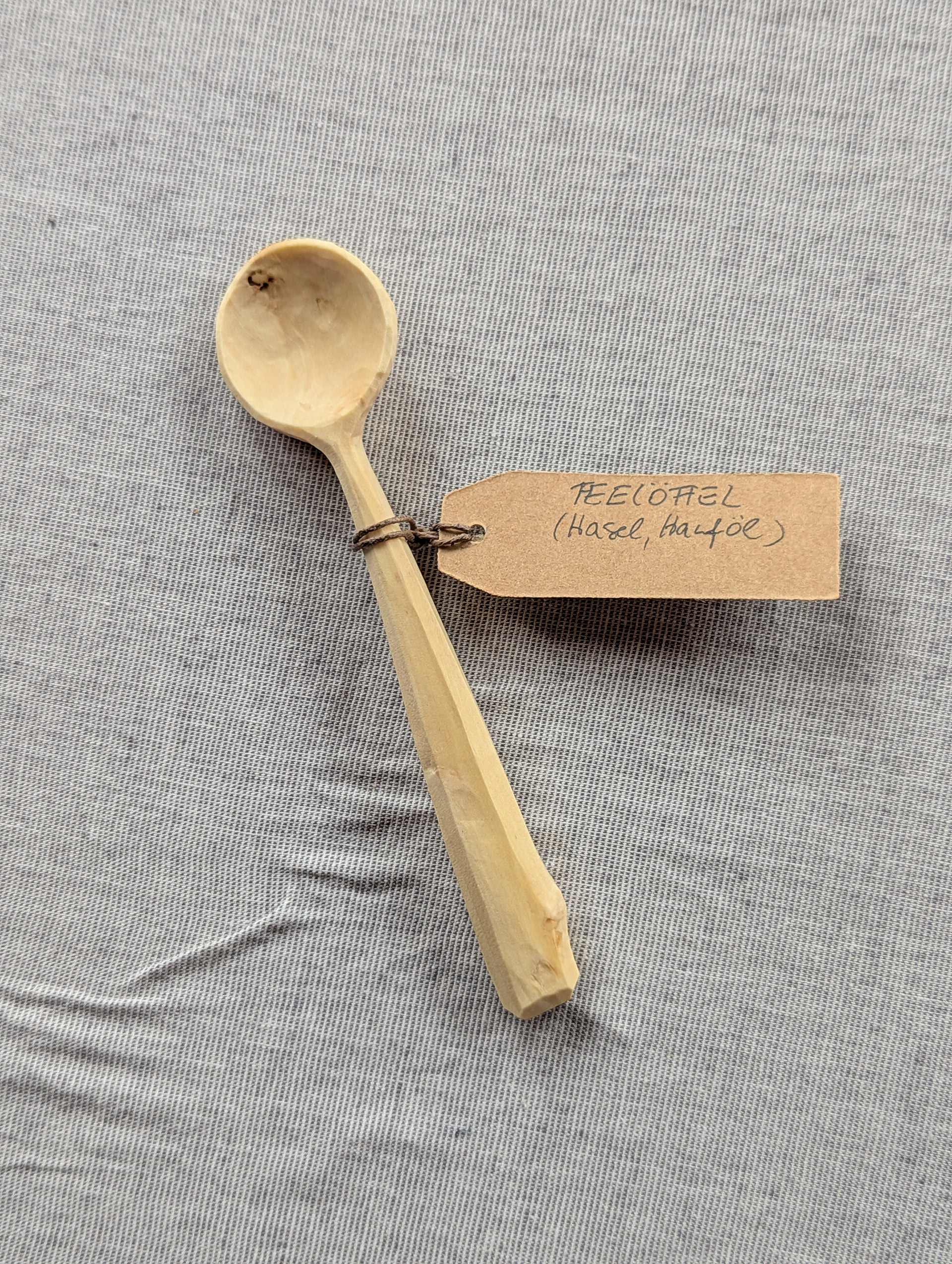 No. 14 / Teelöffel - 12 cm - Hasel, Hanföl - 20 €