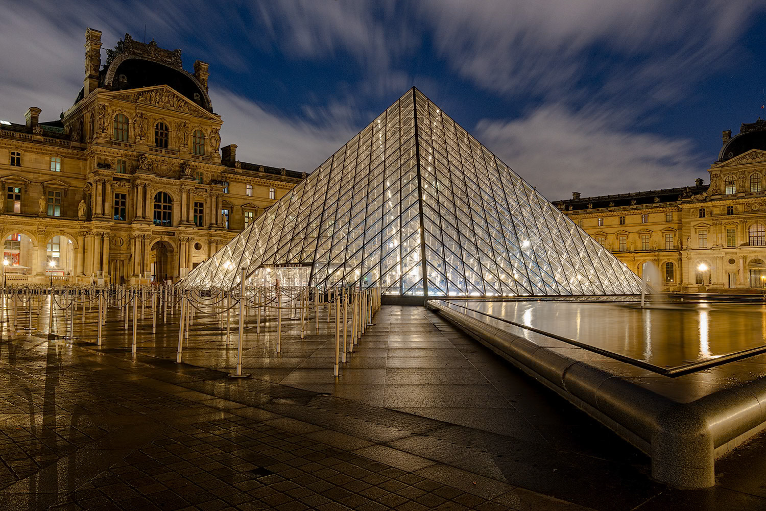 Le Louvre - 2023