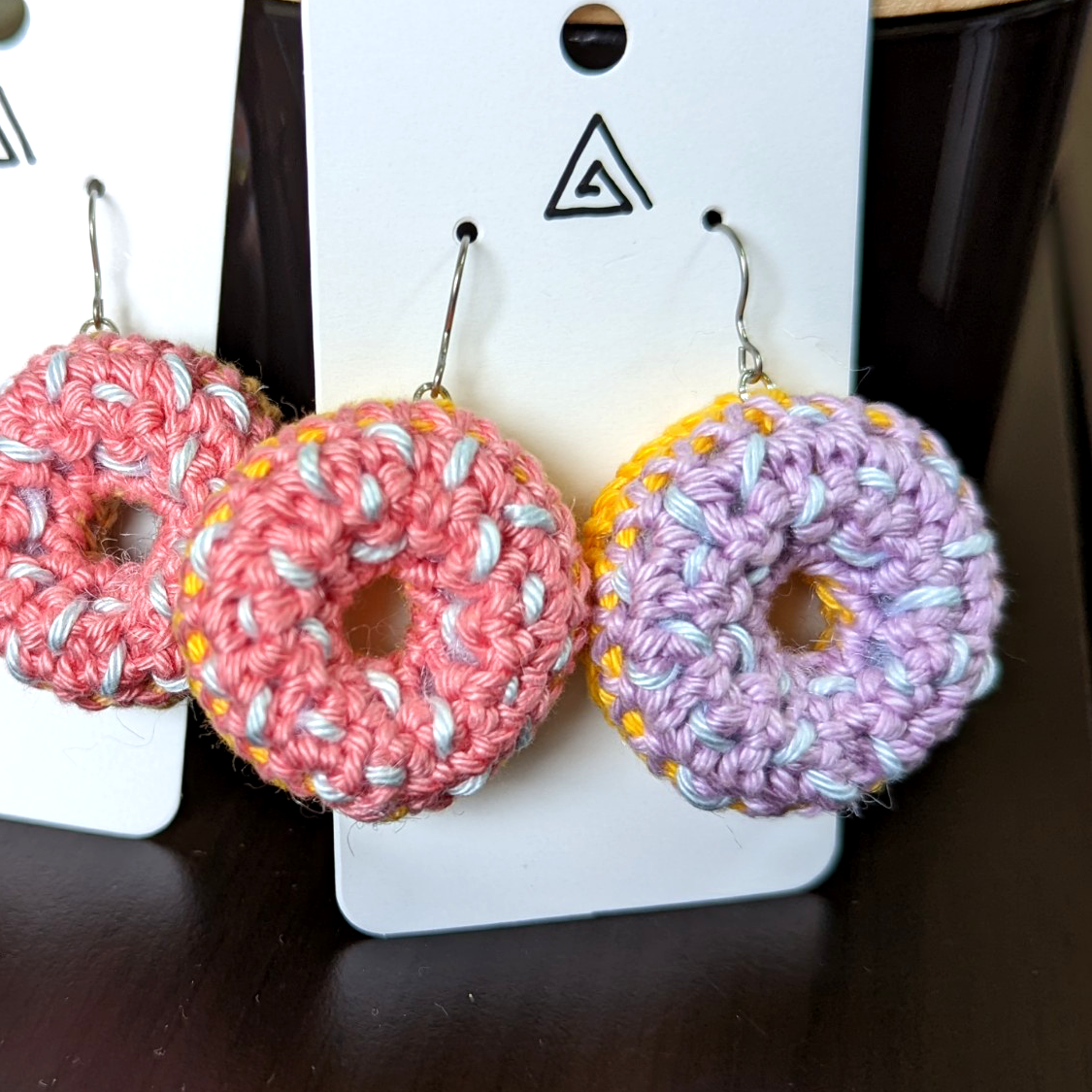 Donut crochet pattern by HappyBerry Crochet
