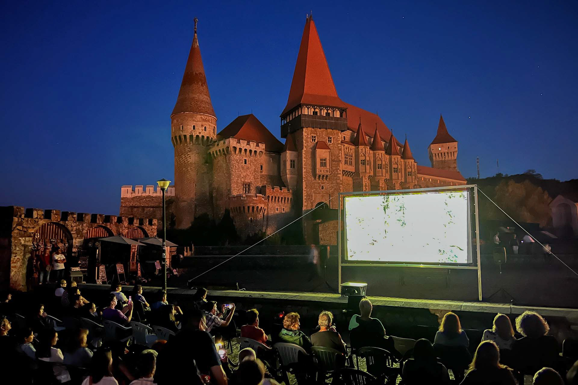 Outdoor screening