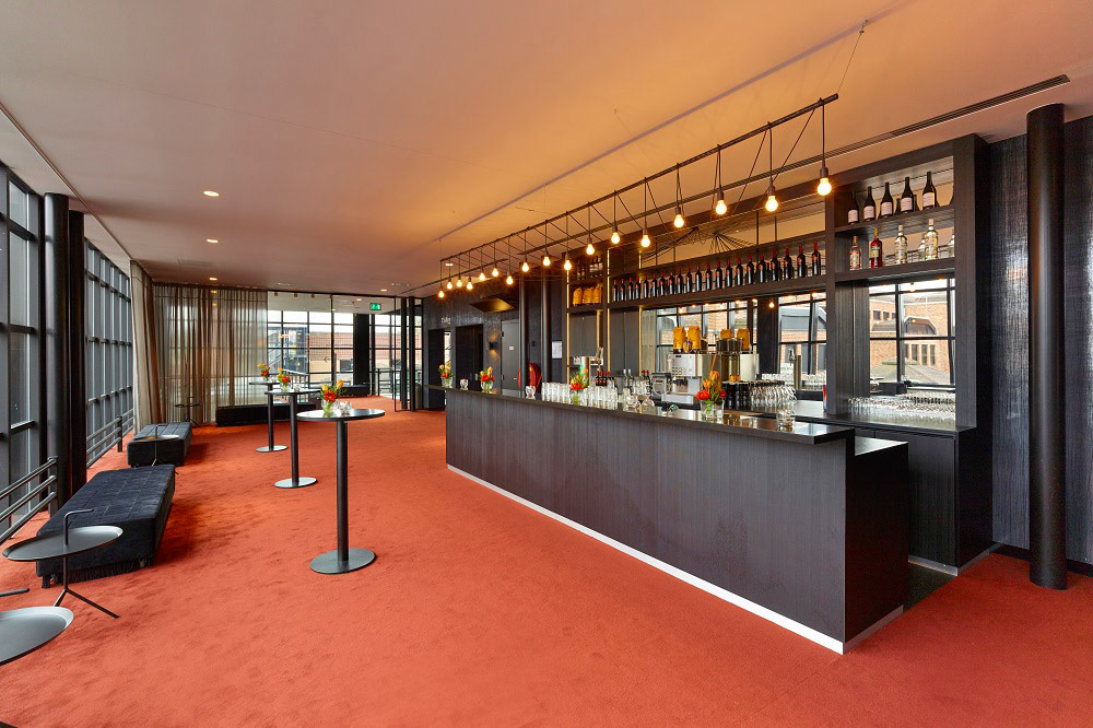 Theaterfoyer 1e balkon