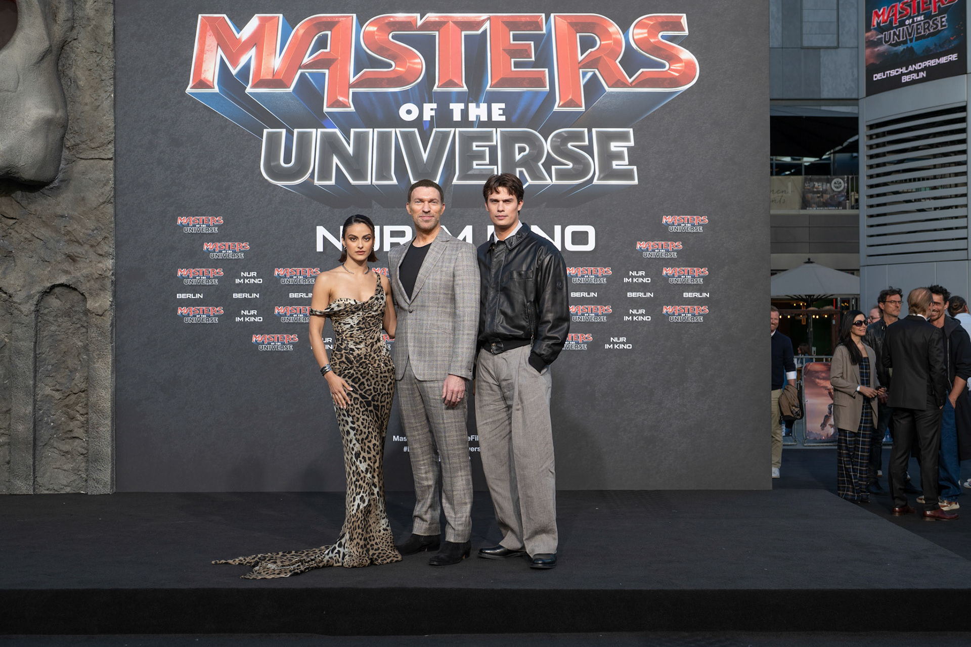 Camila Mendes, Travis Knight, Nicholas Galitzine