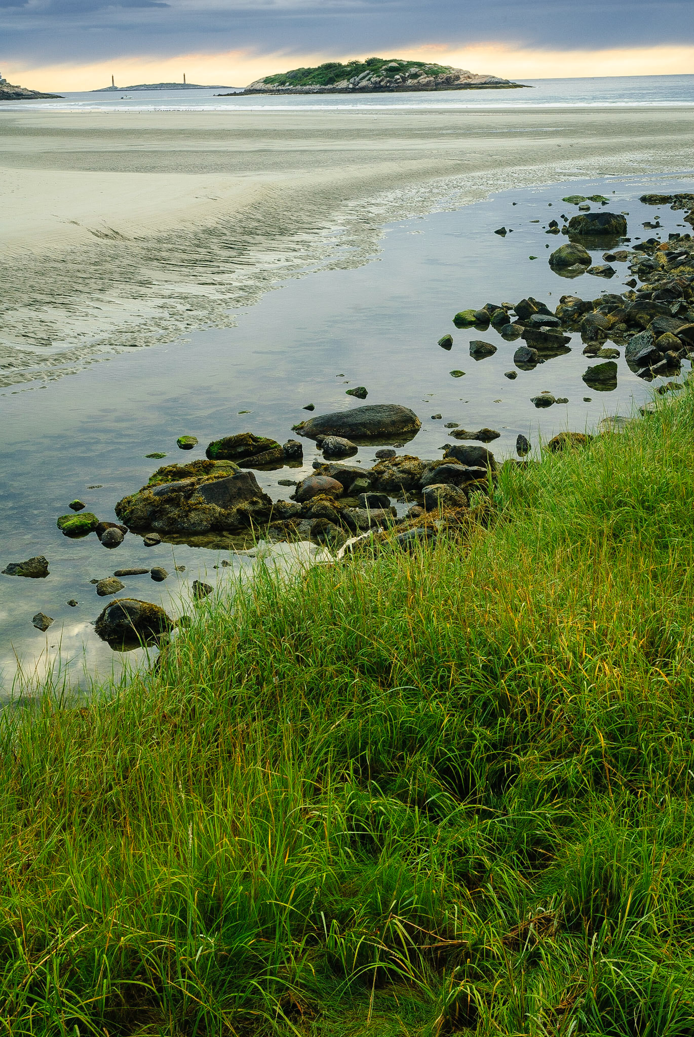 DTGD12386 Good Harbor Beach, Gloucester MA &amp; Thatcher Island Lights