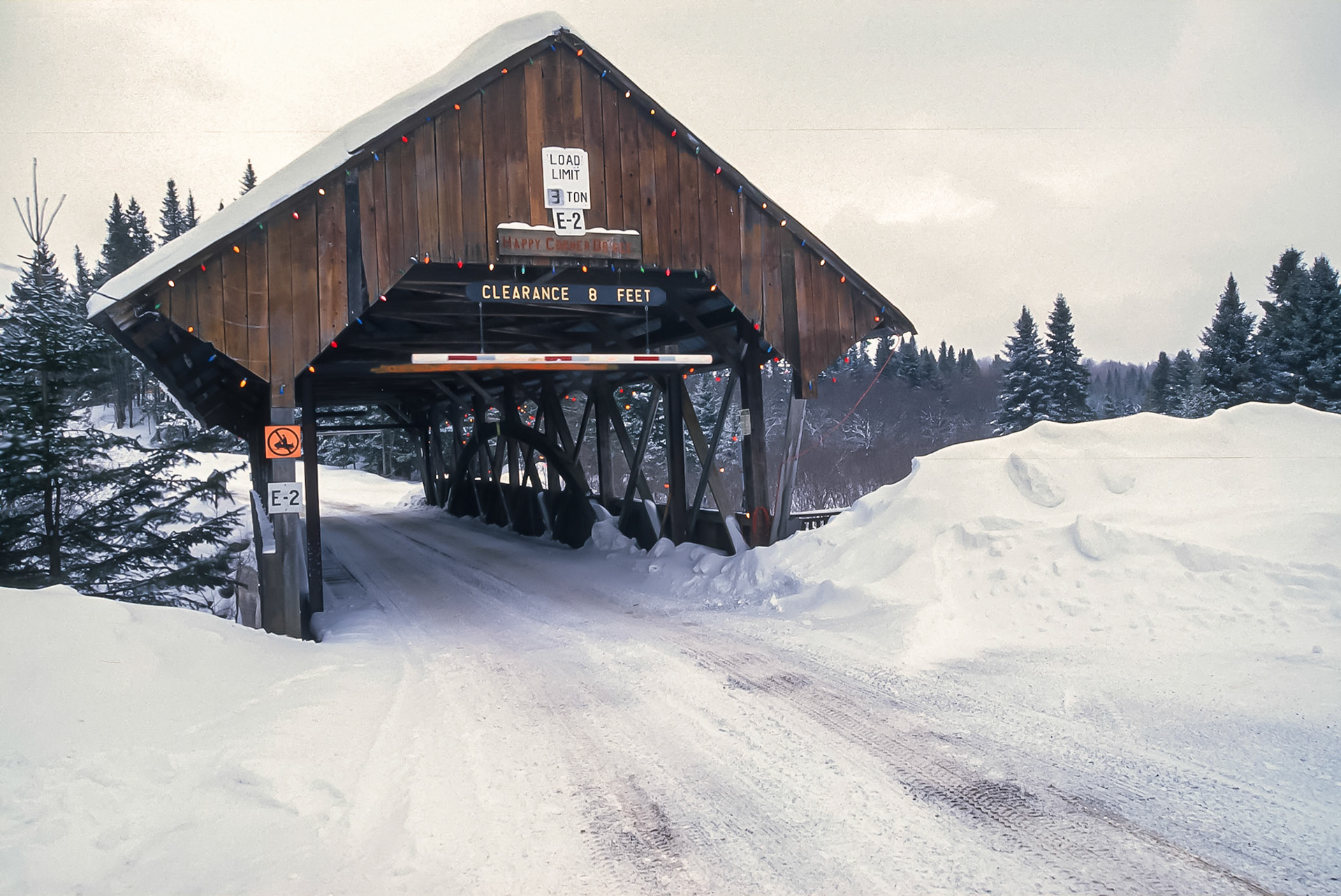 DTGS00008 Happy Corner Bridge, Pittsburgh, NH