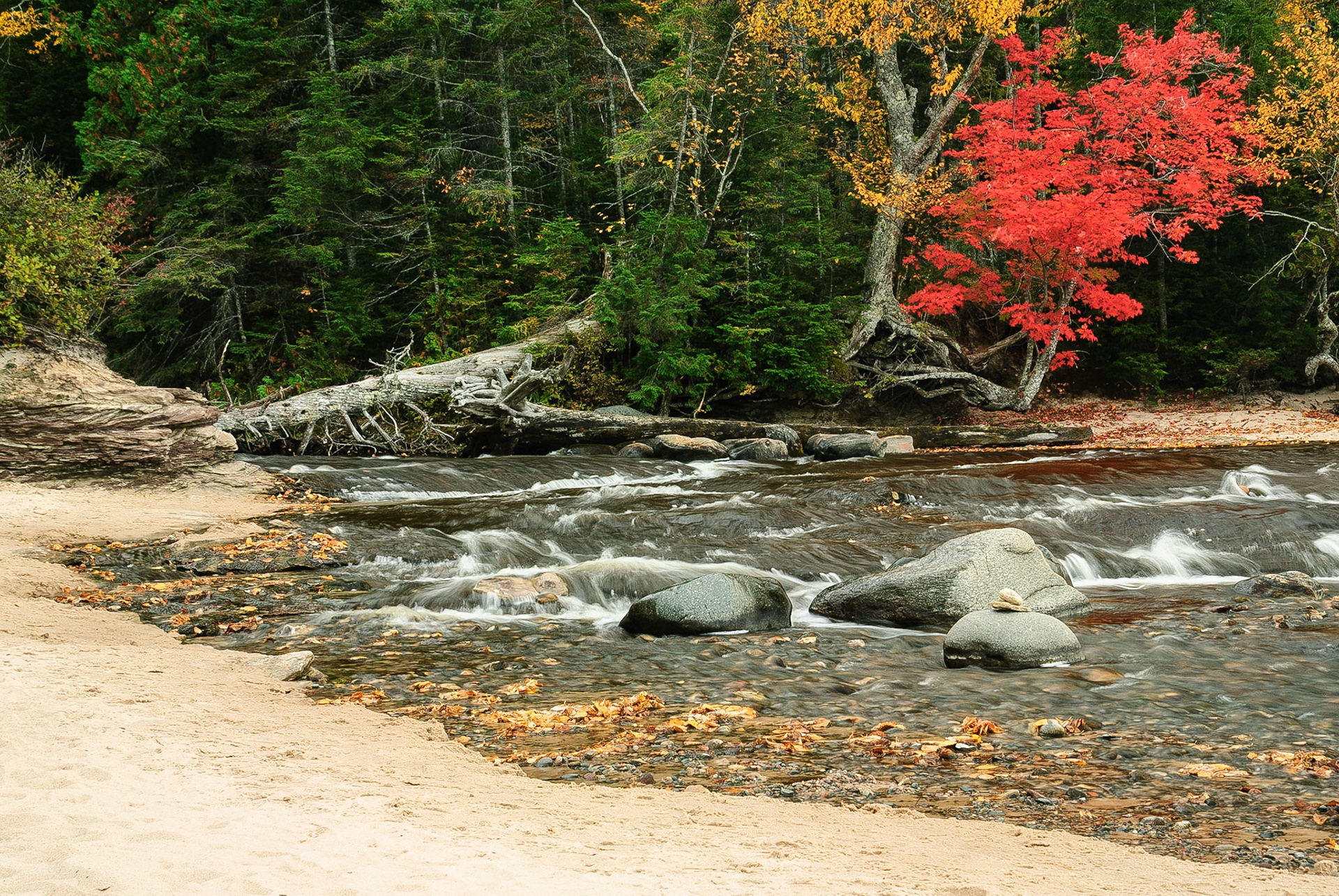 DTGD13215 Carp River, Porcupine MountaIn State Park