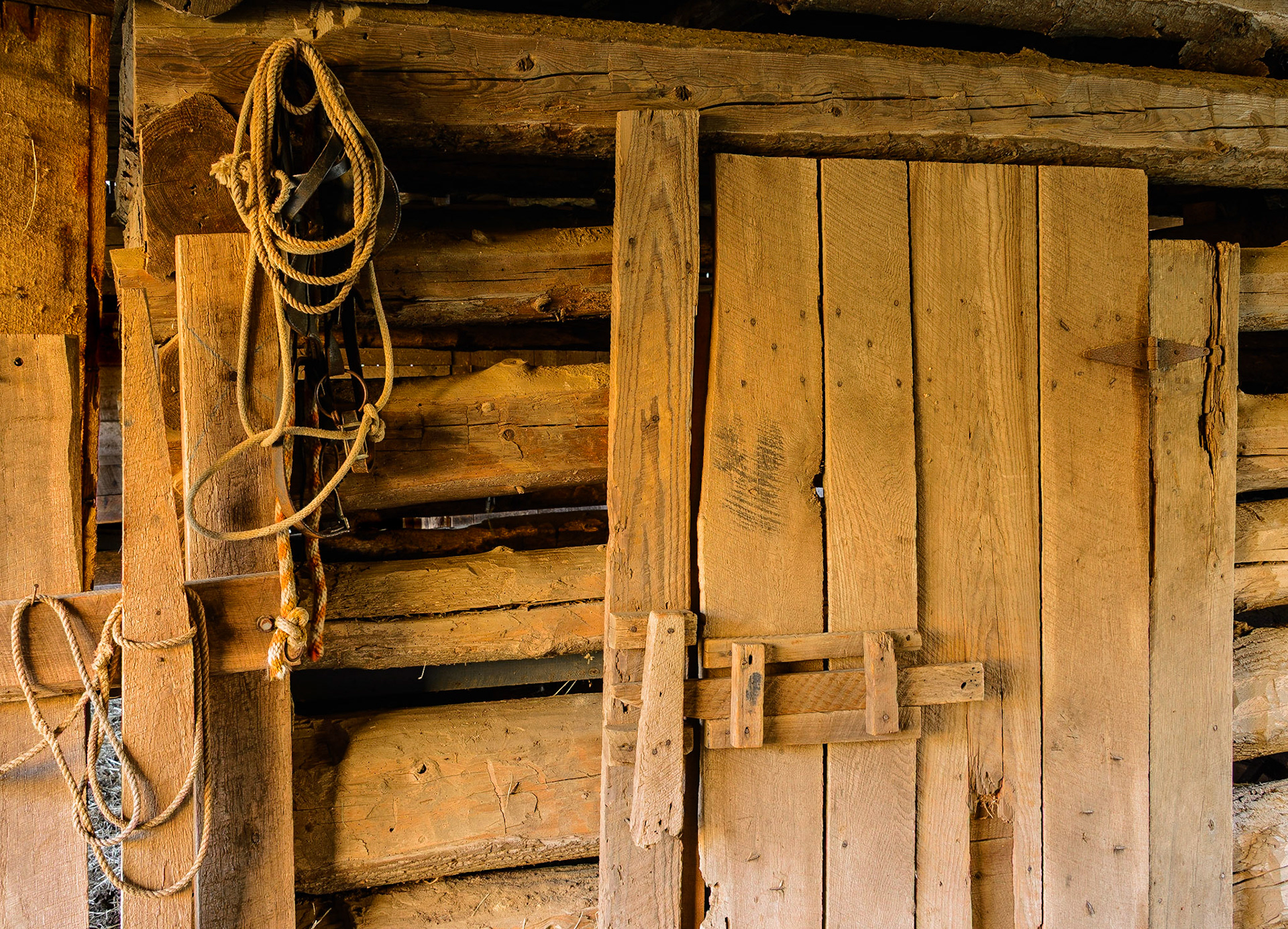 DTGD25511 James Roberts Barns