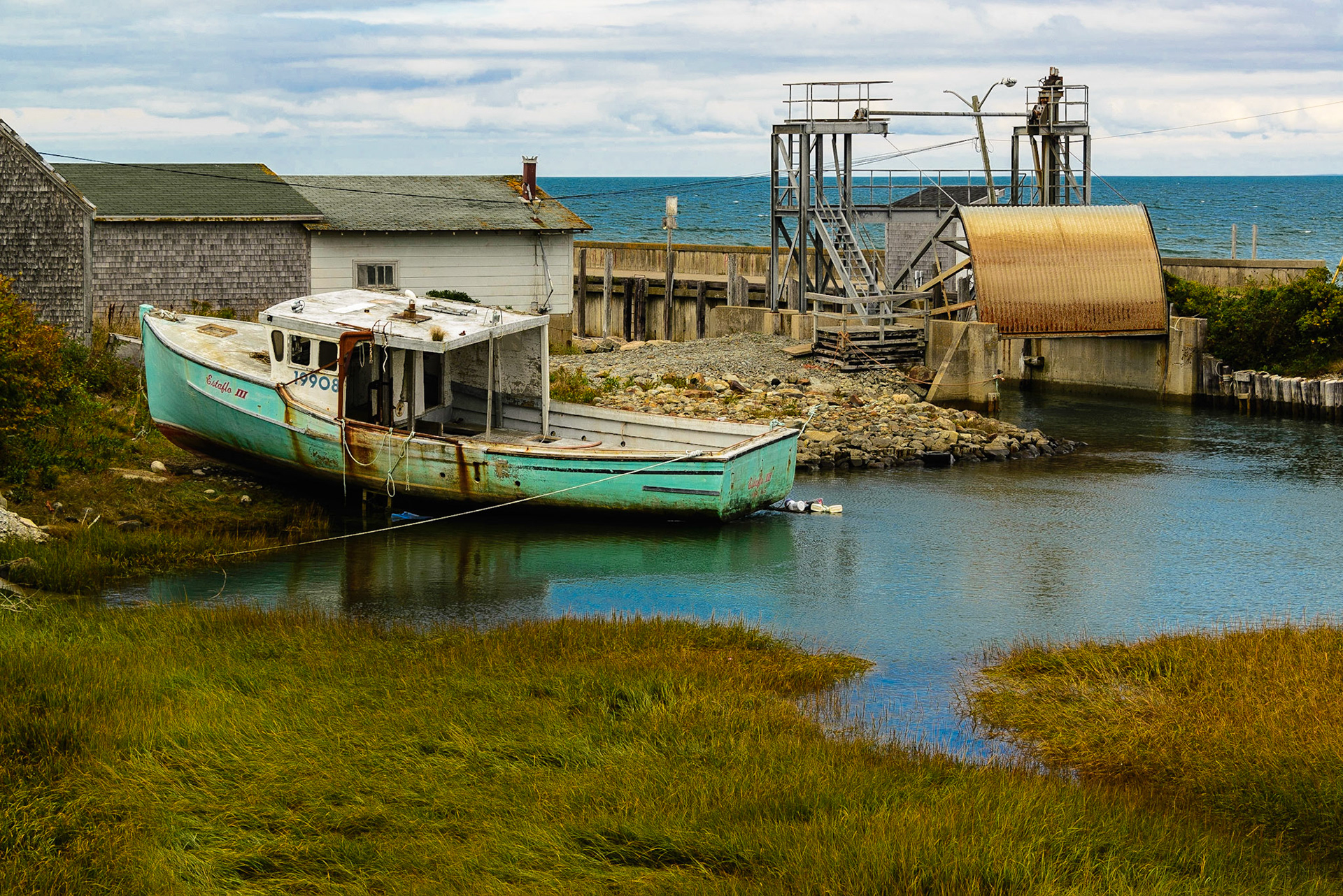 DTGD24762-Old Lobster Boat