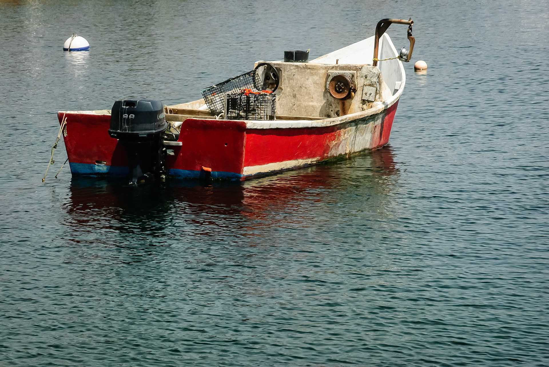 DTGD01456 Well Used Boat, Rockport Harbor