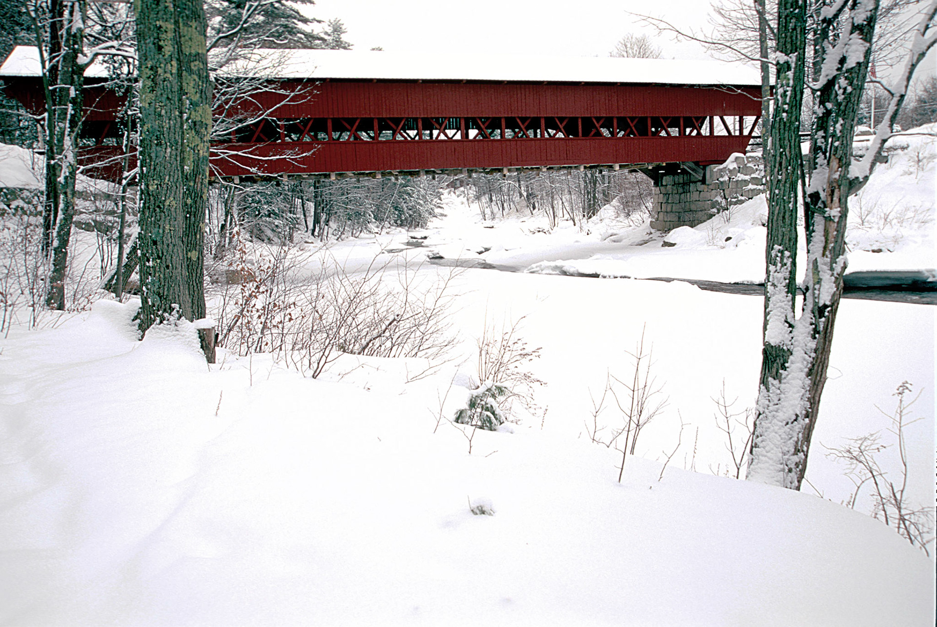 DTG00013 Swift River Covered Bridge