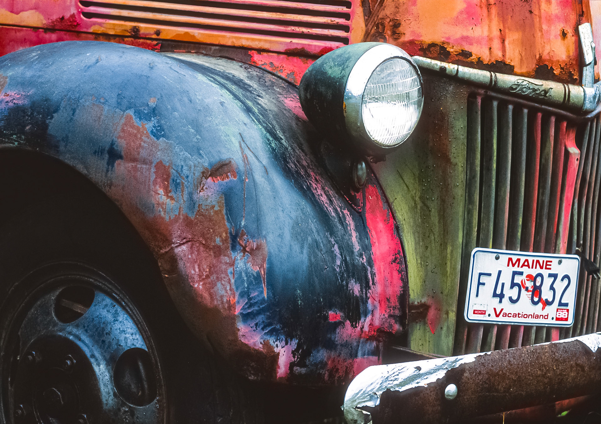 DTG00083-Old Ford Truck