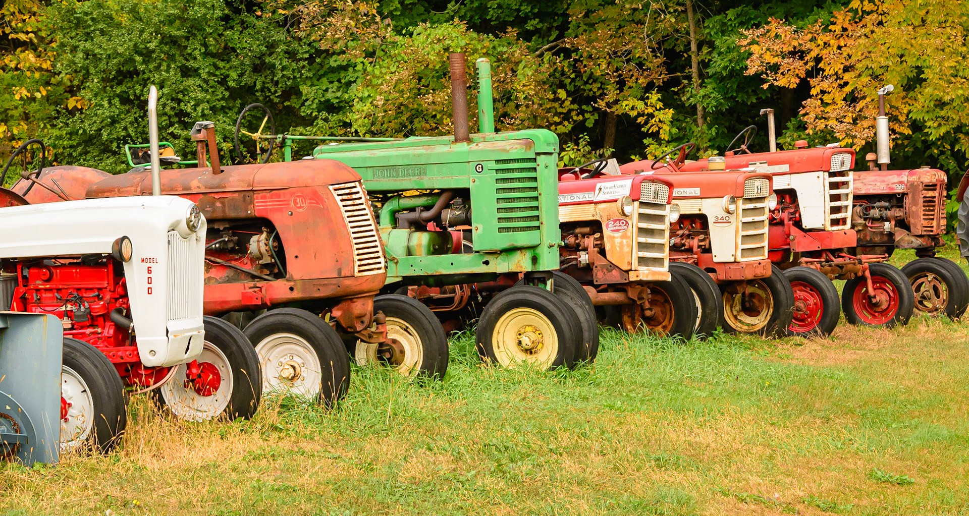 DTGD33574-Old Tractors