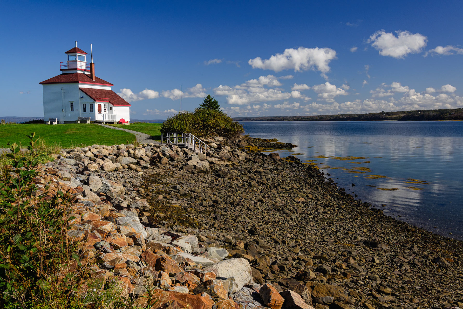 DTGD38923-Gibert Cove Lighthouse,