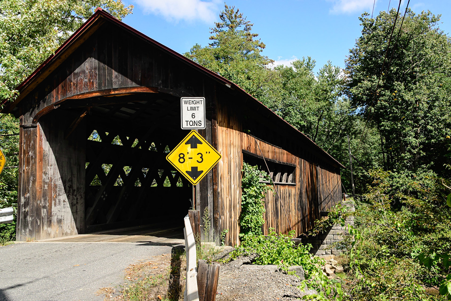 DTGD33360 Coombs Covered Bridge
