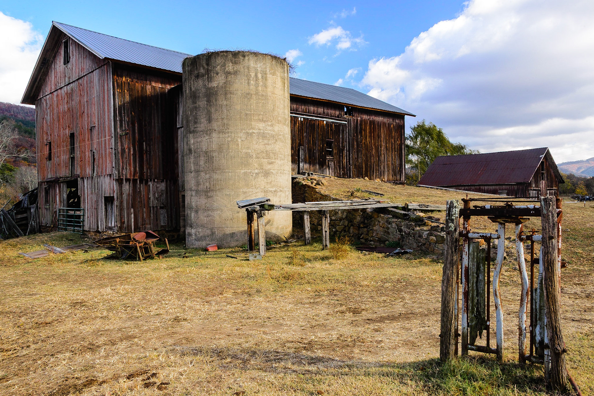 DTGD25625 Old Barn, Madison County, NC